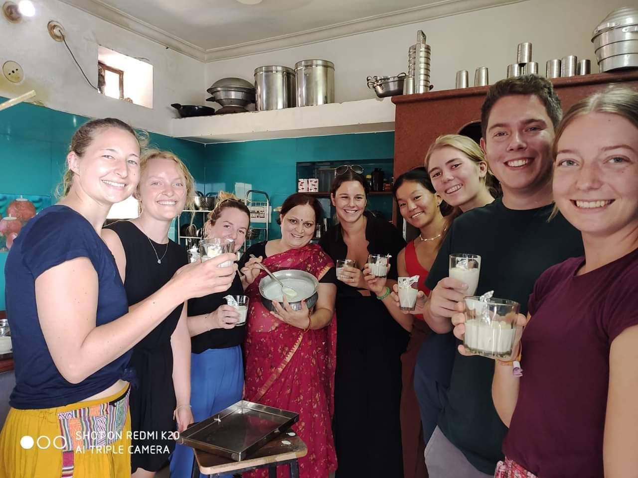 Jodhpur: 11-Dish Rajasthani Cooking Class with Rekha