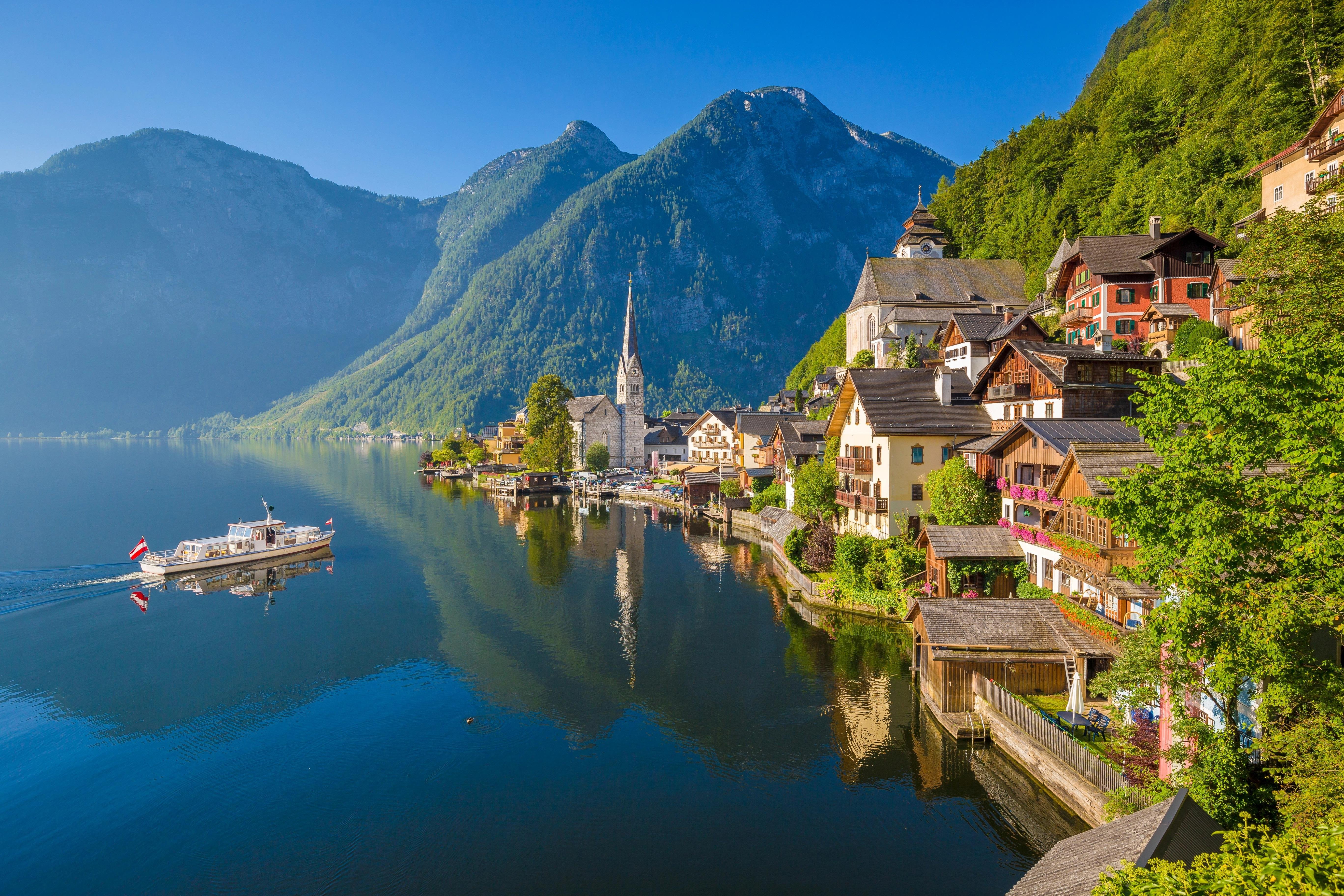 Hallstatt & Salzkammergut Day Trip from Vienna