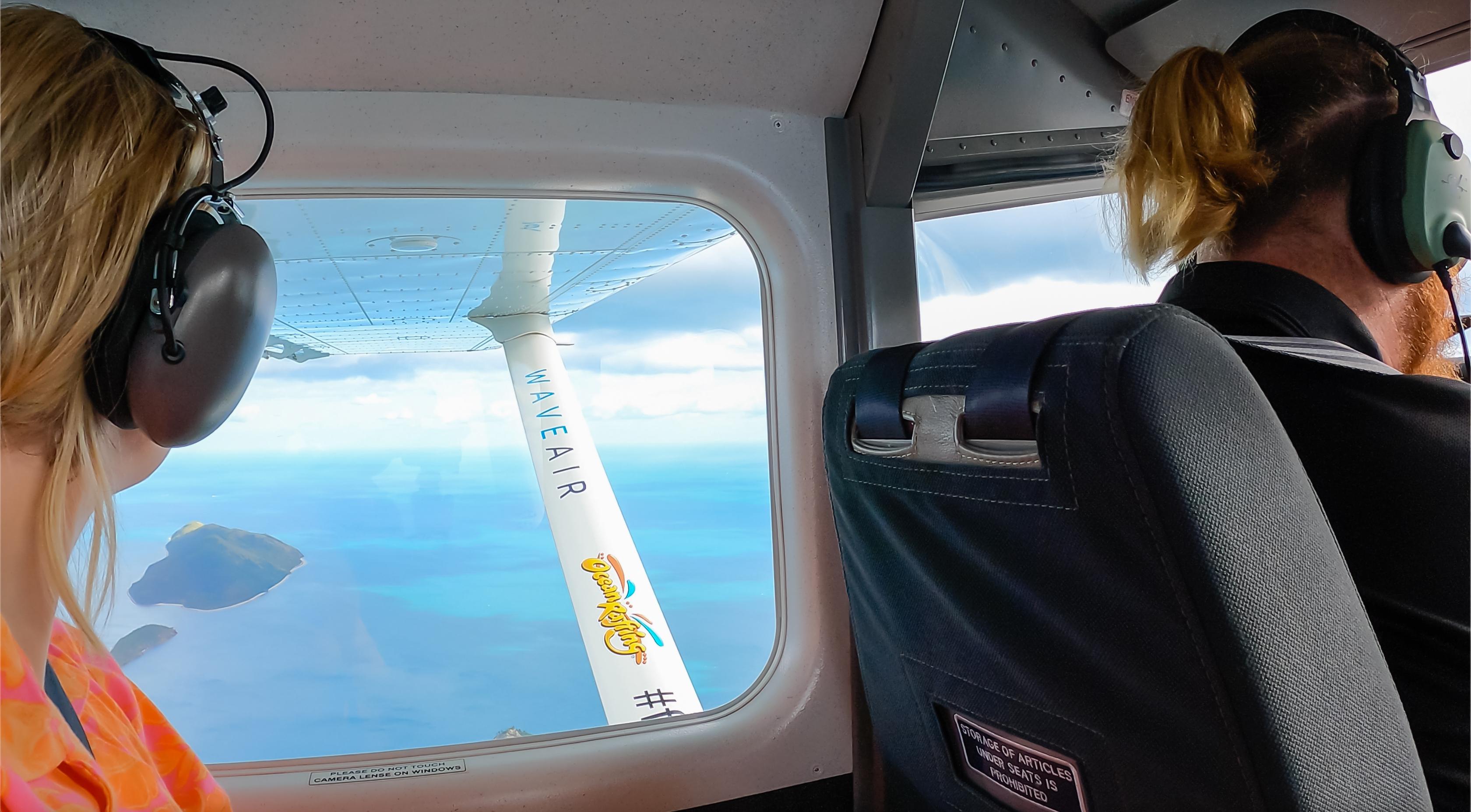 Whitsundays Fly-Raft Adventure: Scenic Flight & Snorkeling Day Tour