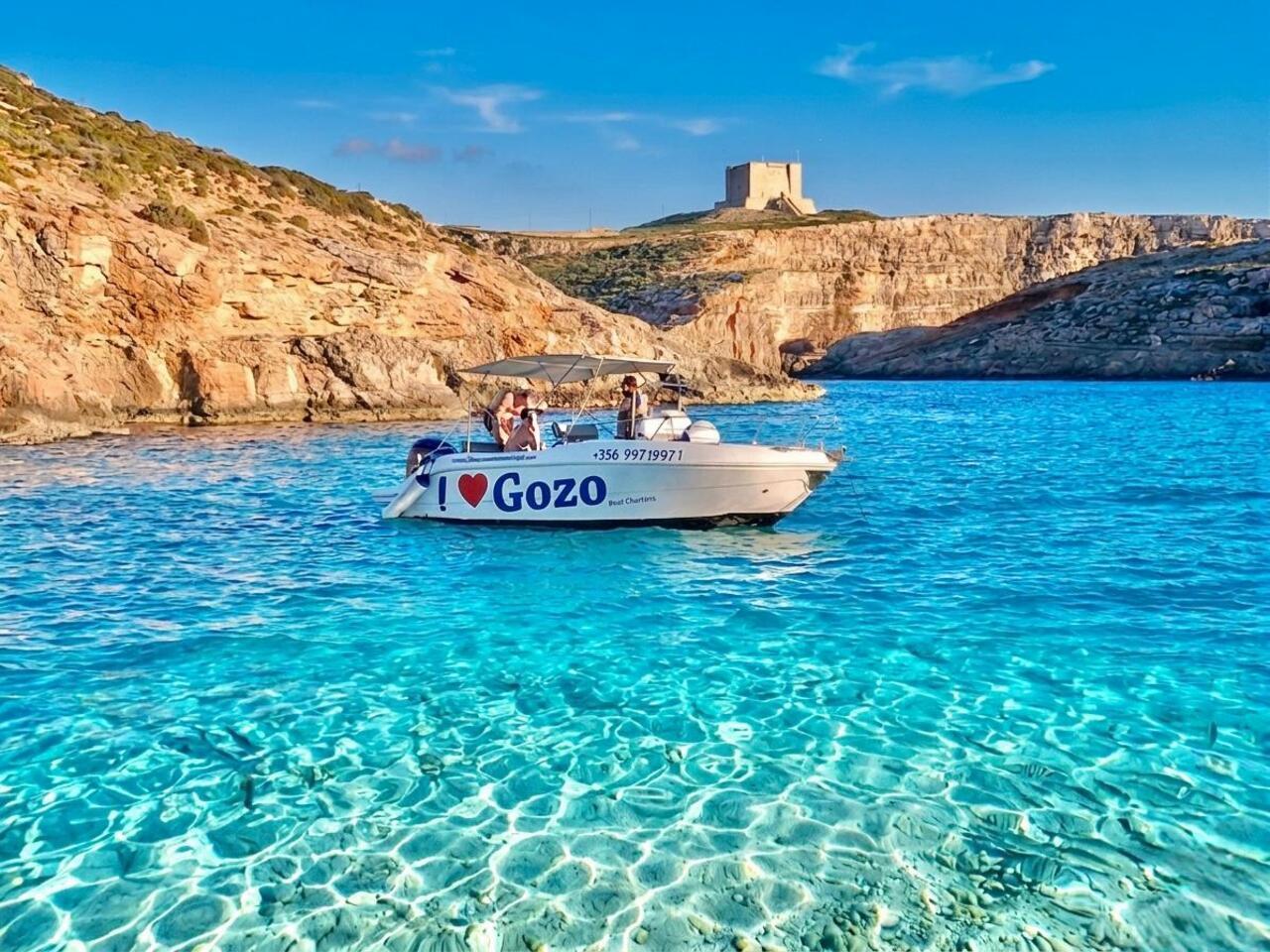 Malta Private Speedboat Charter to Comino & Blue Lagoon