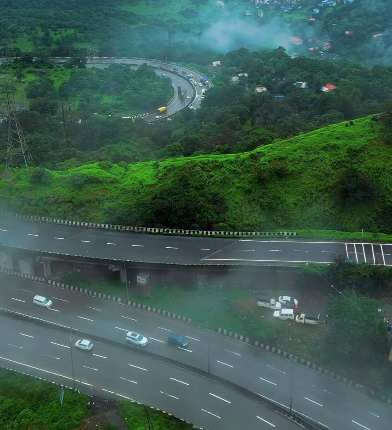 Lonavala Hill Station & Bhaja Caves Private Day Tour from Mumbai