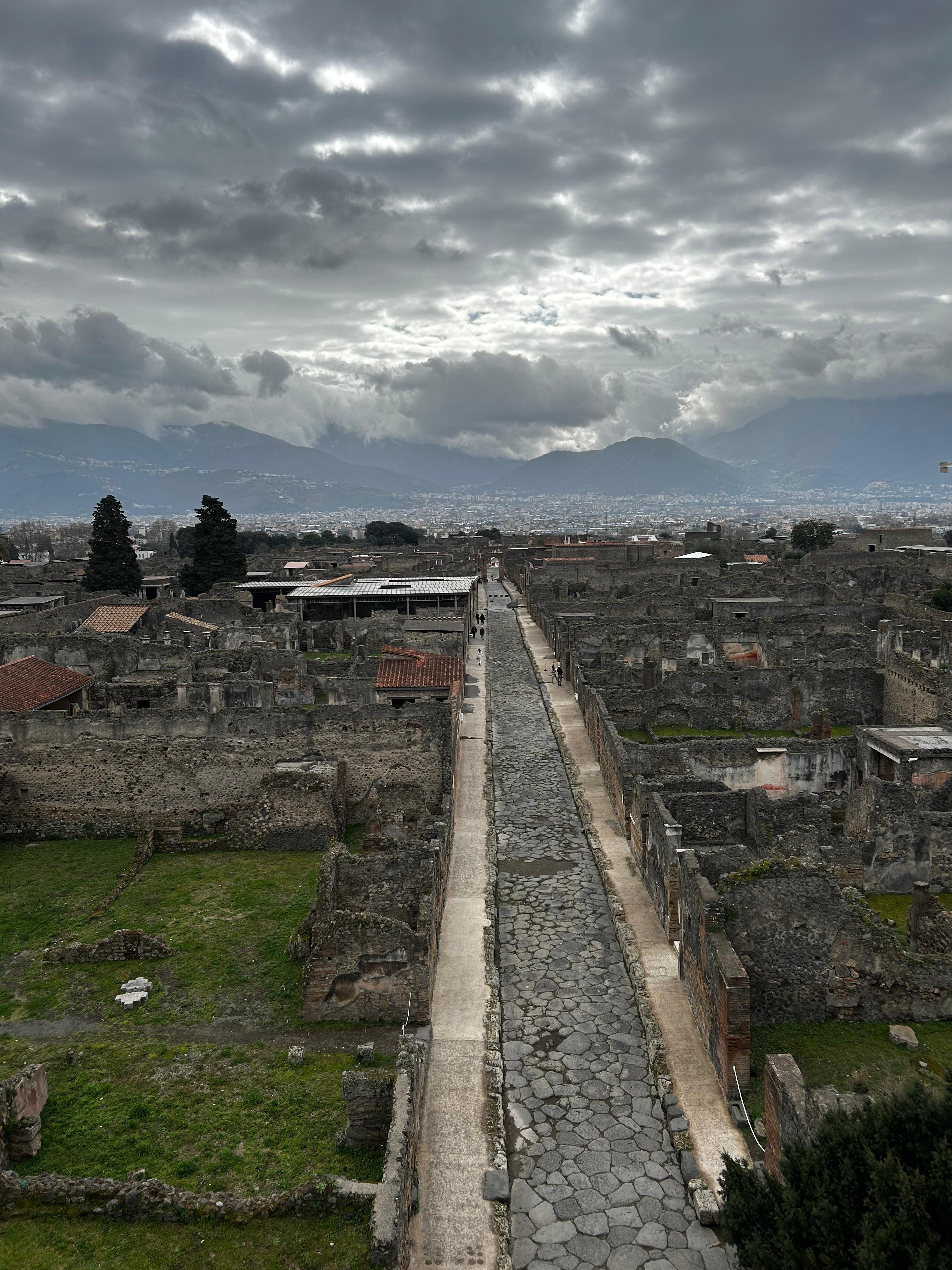 Pompeii Private Walking Tour with Skip-the-Line Access