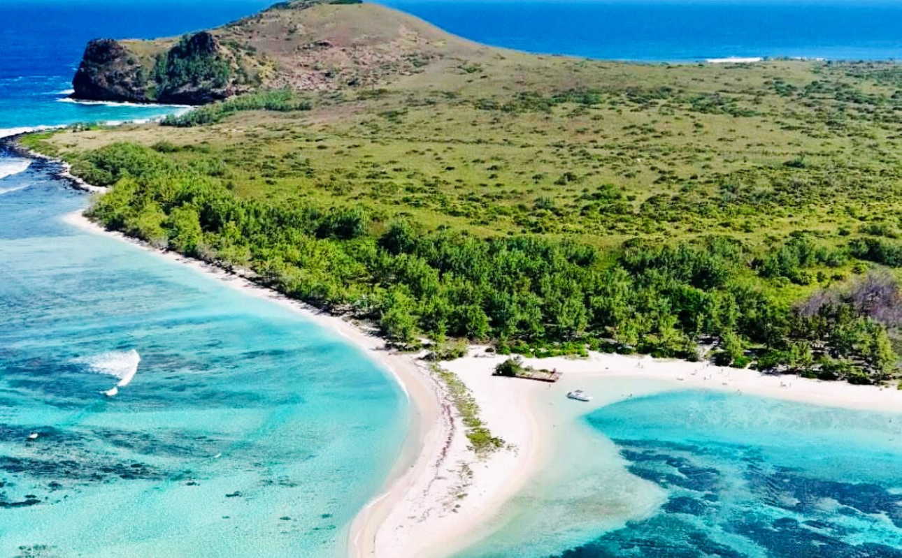 Northern Islands Speedboat Adventure with BBQ Lunch