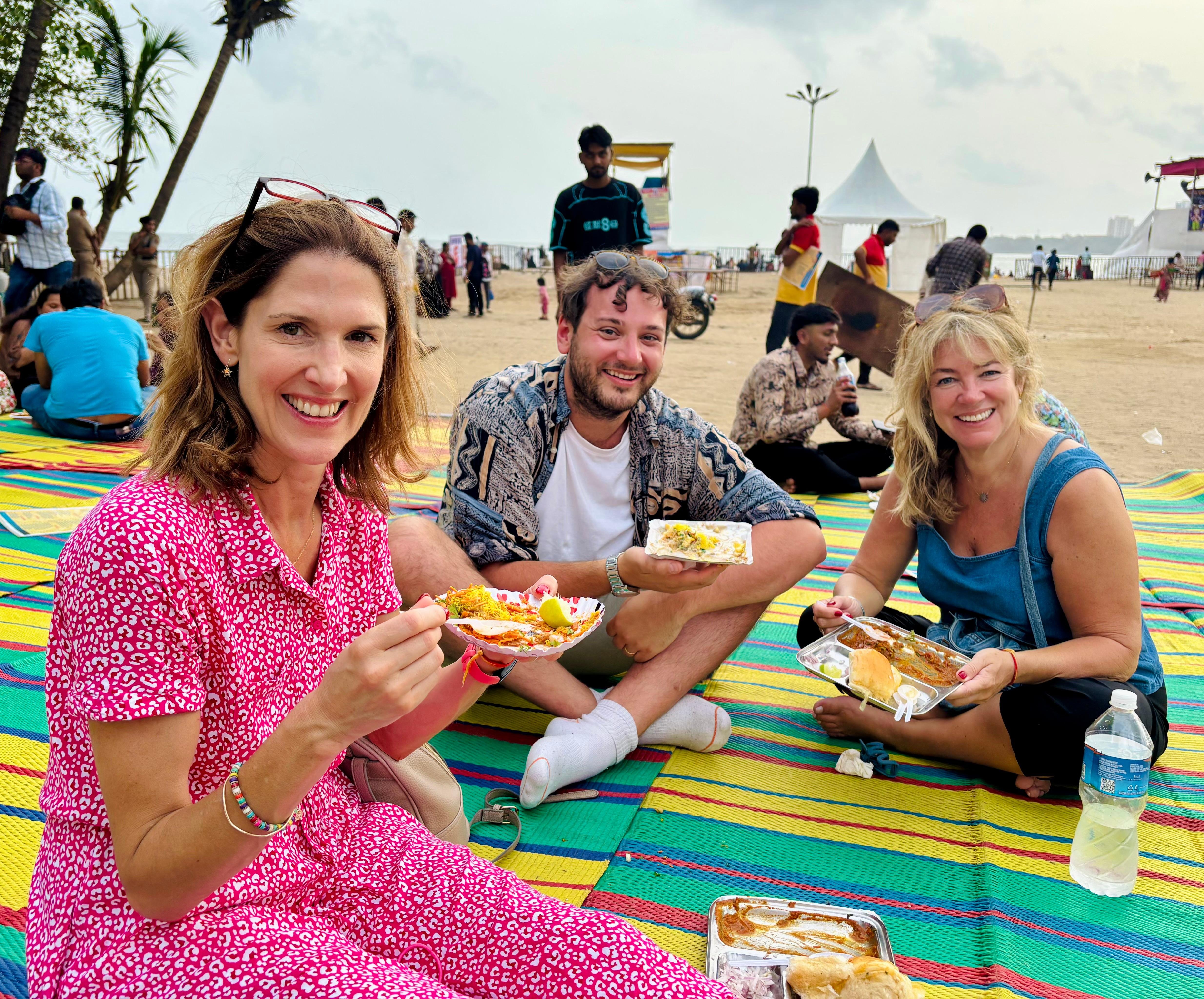 Mumbai Culinary Bazaar & Local Transport Tour