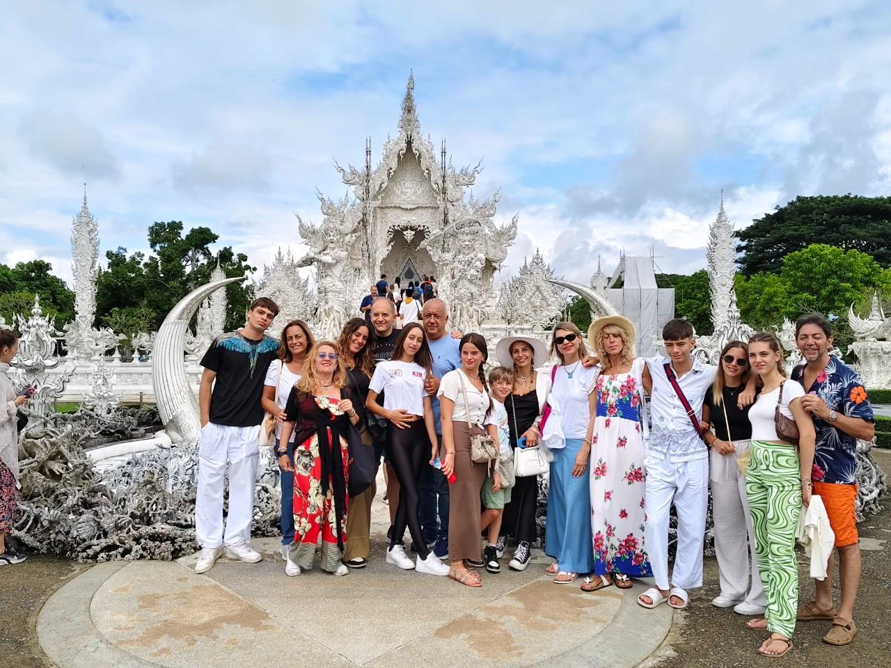 Chiang Rai Full-Day Highlights: Temples, Culture & Golden Triangle
