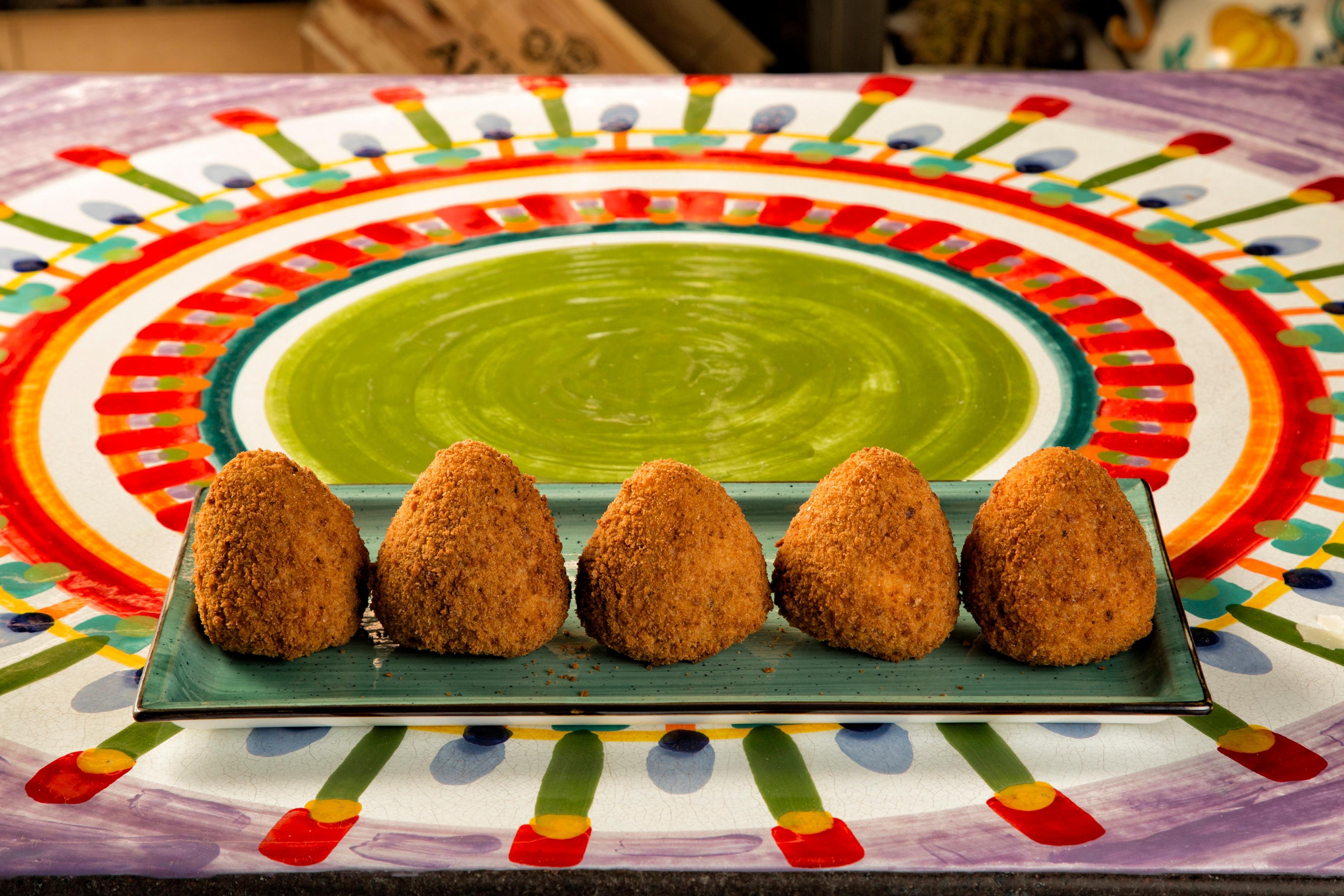 cooking class in Taormina — Taormina: Arancino Making Class with Drinks
