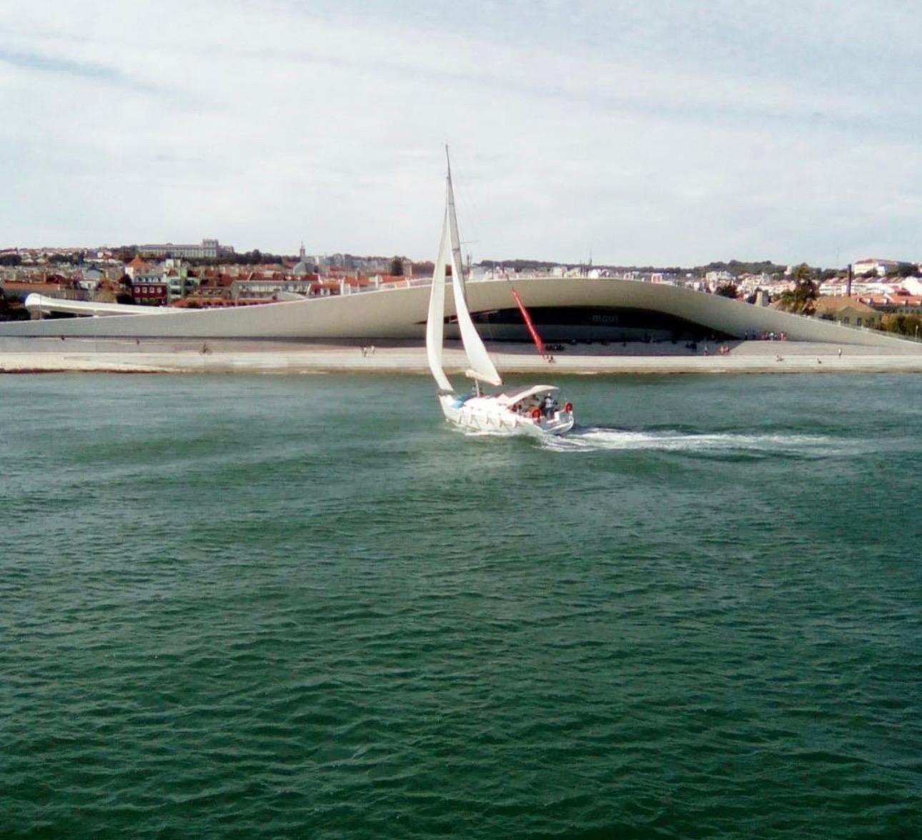 Belém Discovery Walk: Jerónimos Monastery, Pastéis & Optional Tower or River Cruise
