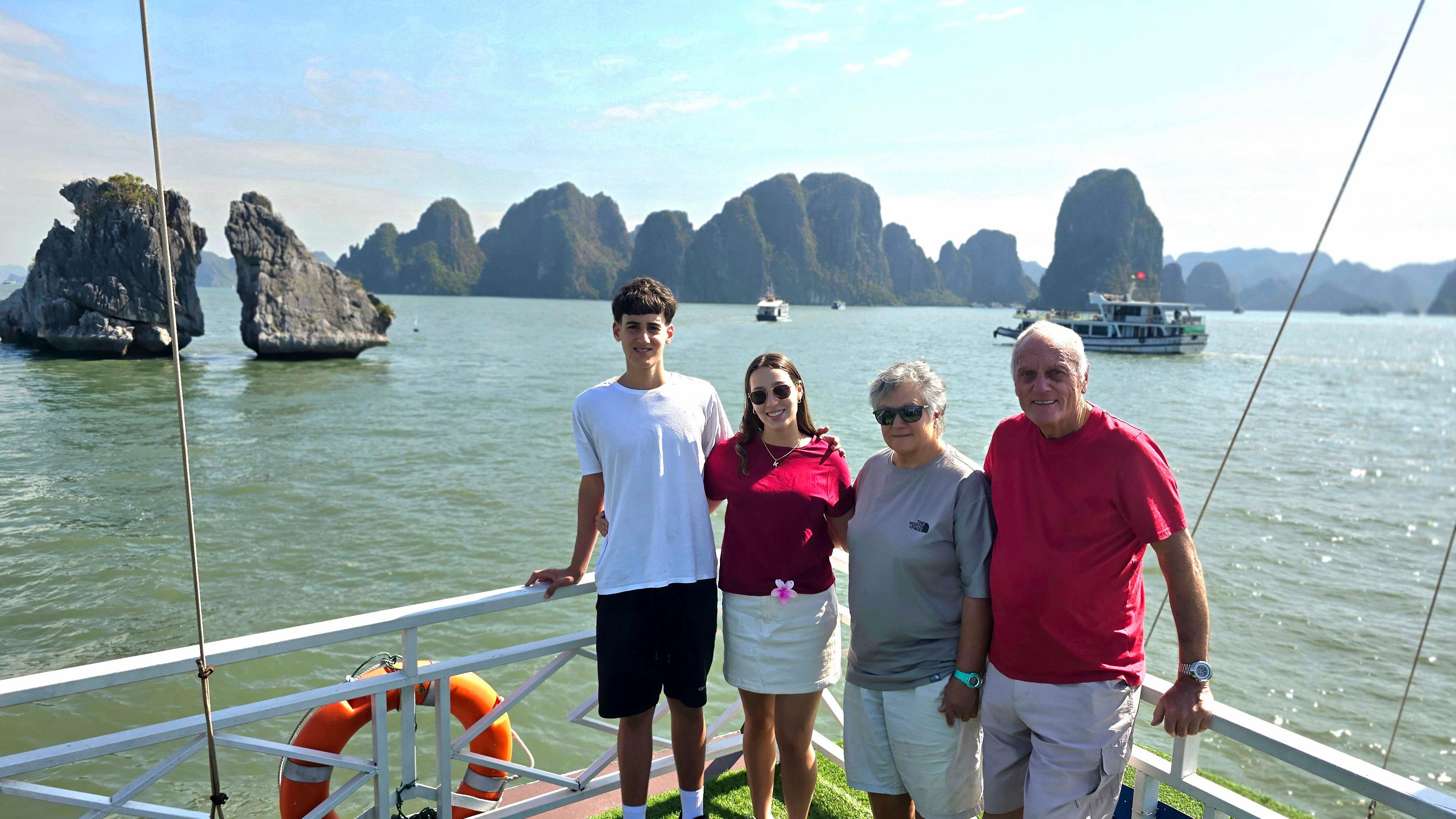 Private Ha Long Bay Full-Day Tour from Hanoi