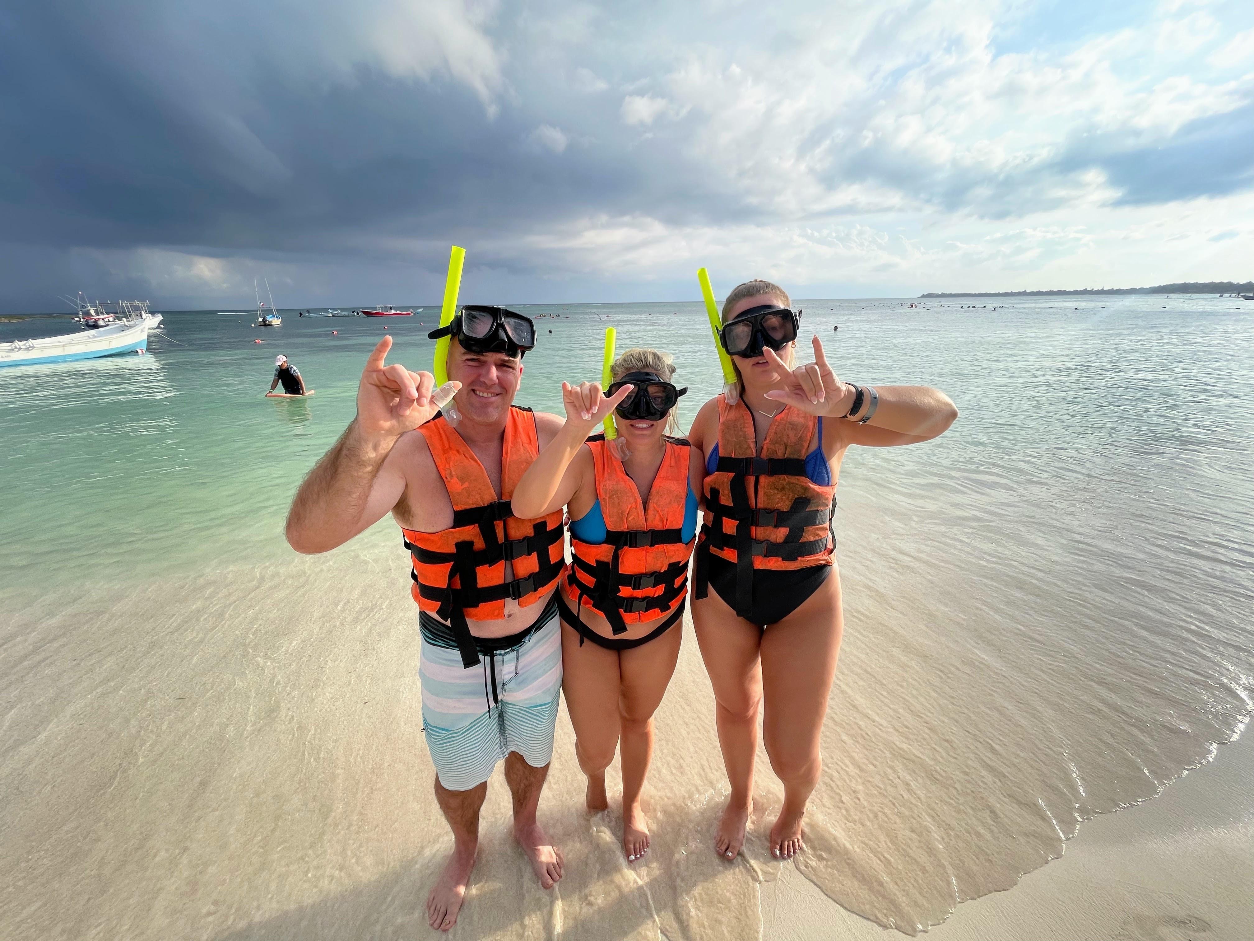 Akumal Private Day Tour: Sea Turtles, Cenote, Reef & Lunch