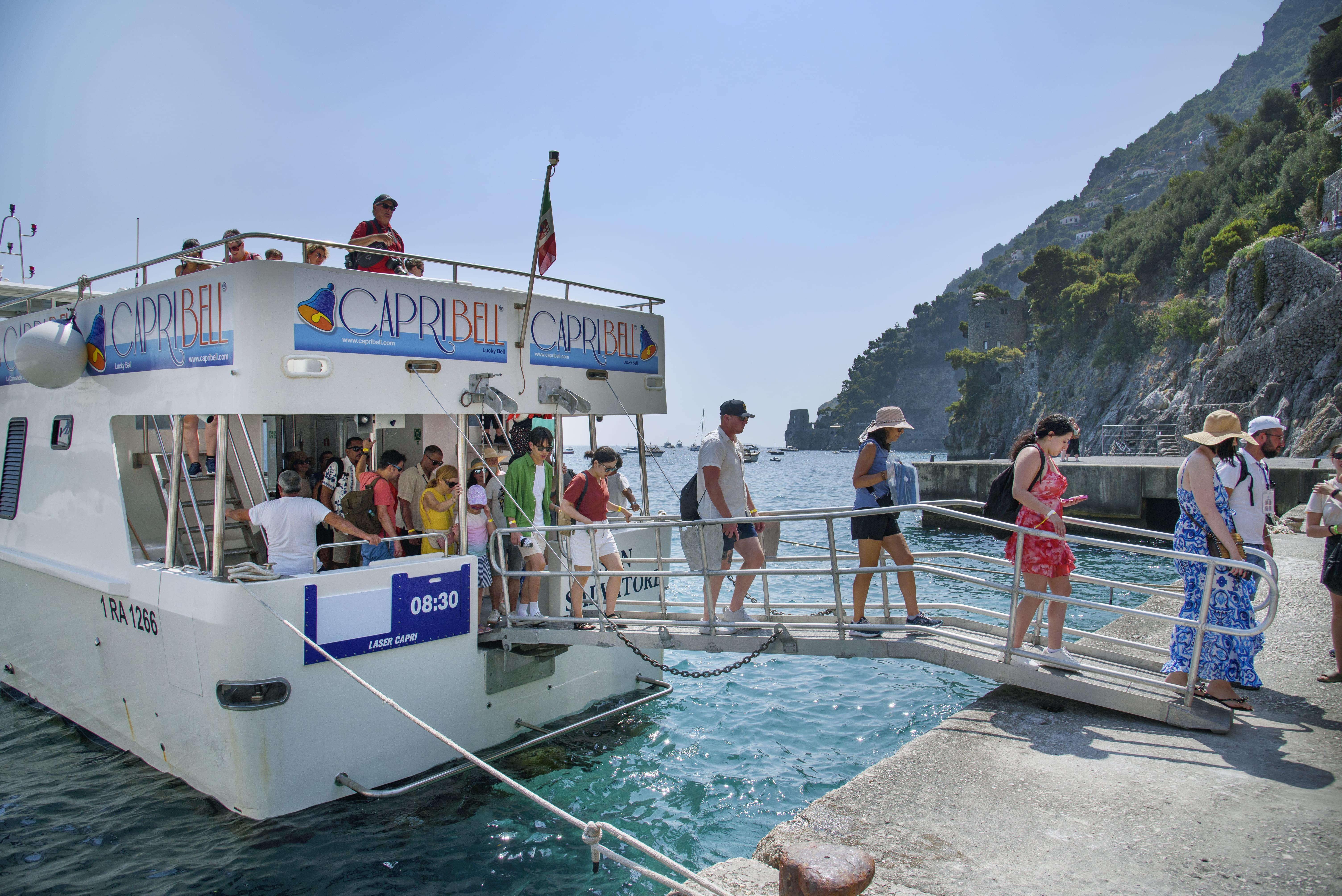 Naples to Amalfi Coast Boat Day Trip: Positano, Amalfi & Optional Ravello