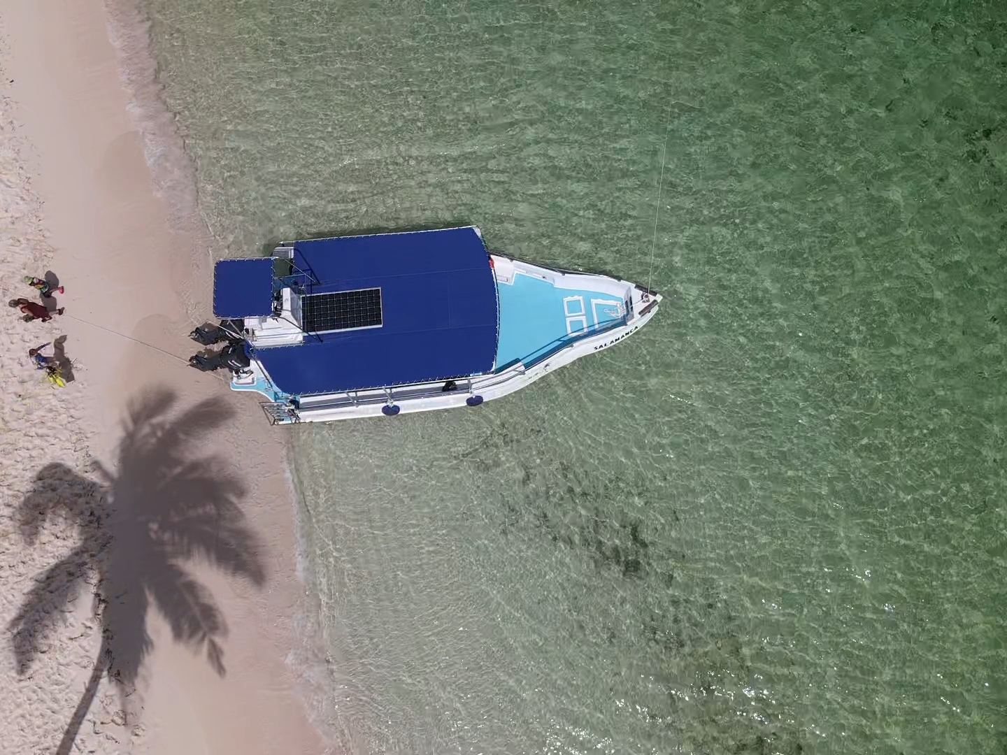 Catalina Island Snorkeling & Chavon River Day Tour from Punta Cana