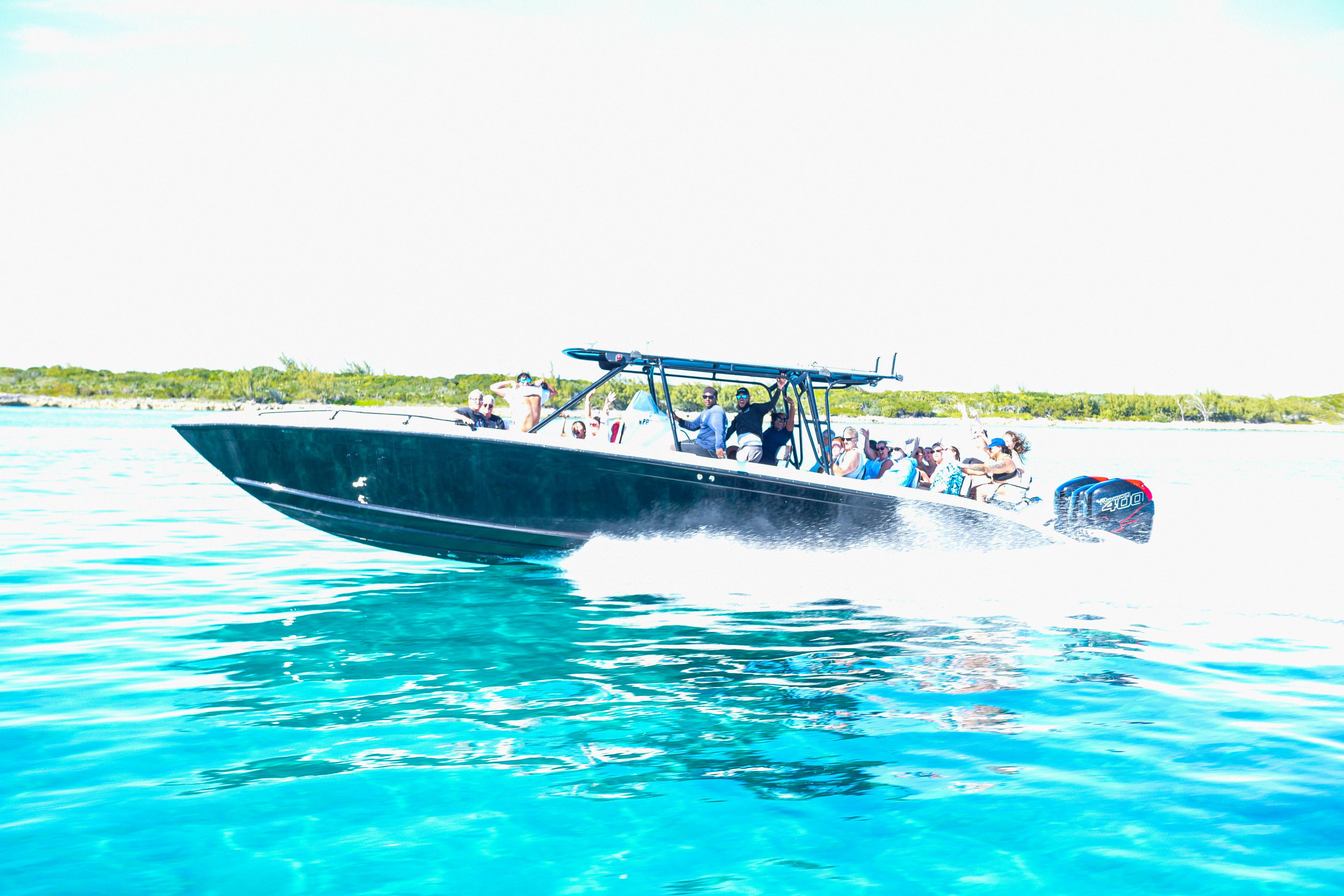 Nassau 3-Island Speedboat Adventure: Pigs, Turtles & Snorkeling