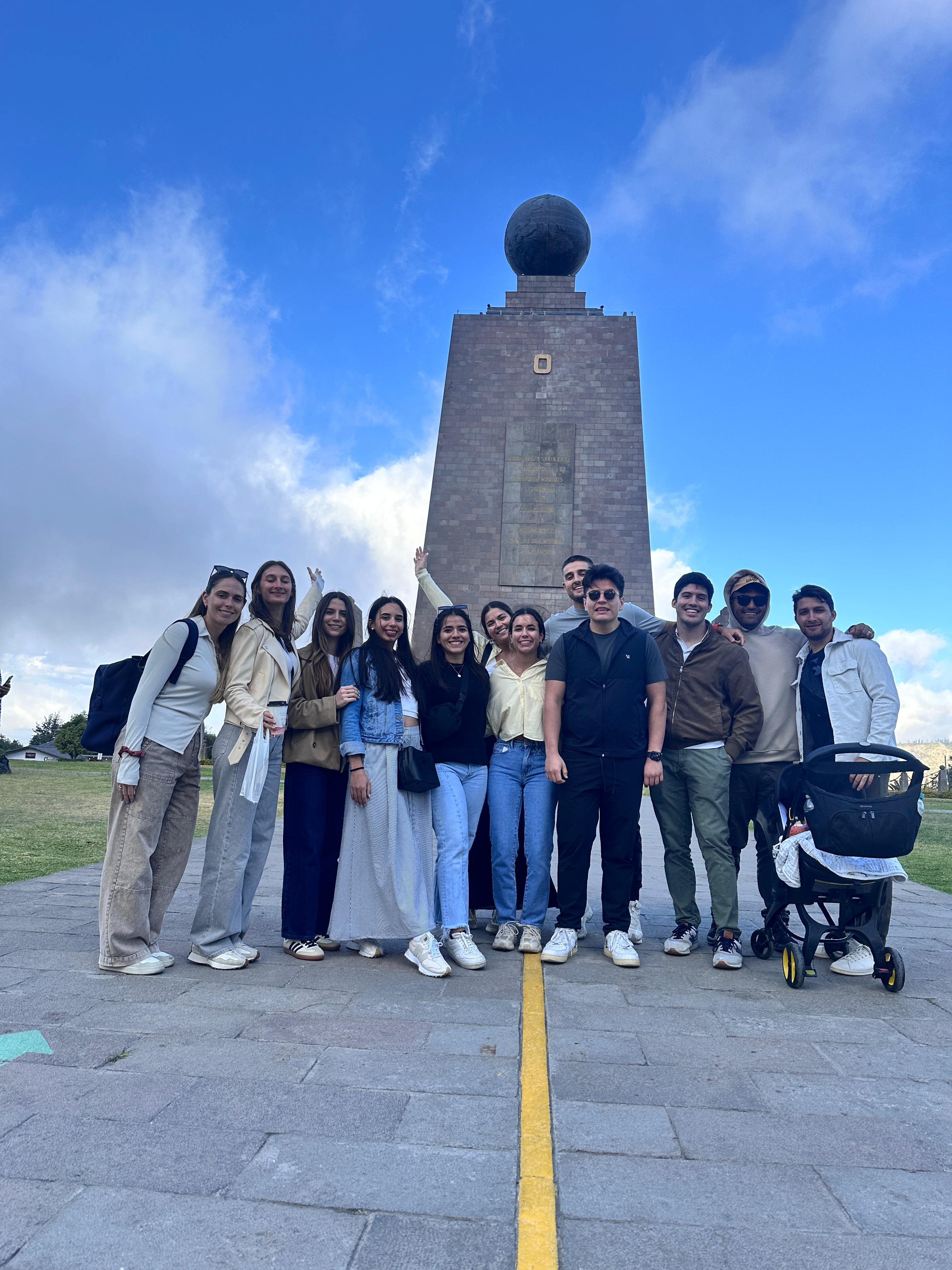 Private Quito Highlights: Colonial Center, Cable Car & Equator