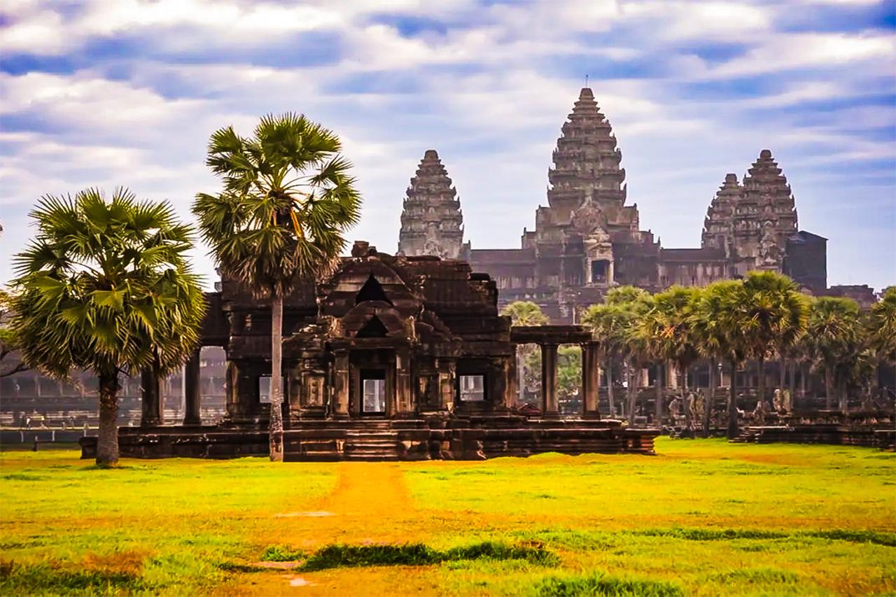 Tour por Angkor Wat con amanecer y templos para grupos pequeños desde Siem Reap
