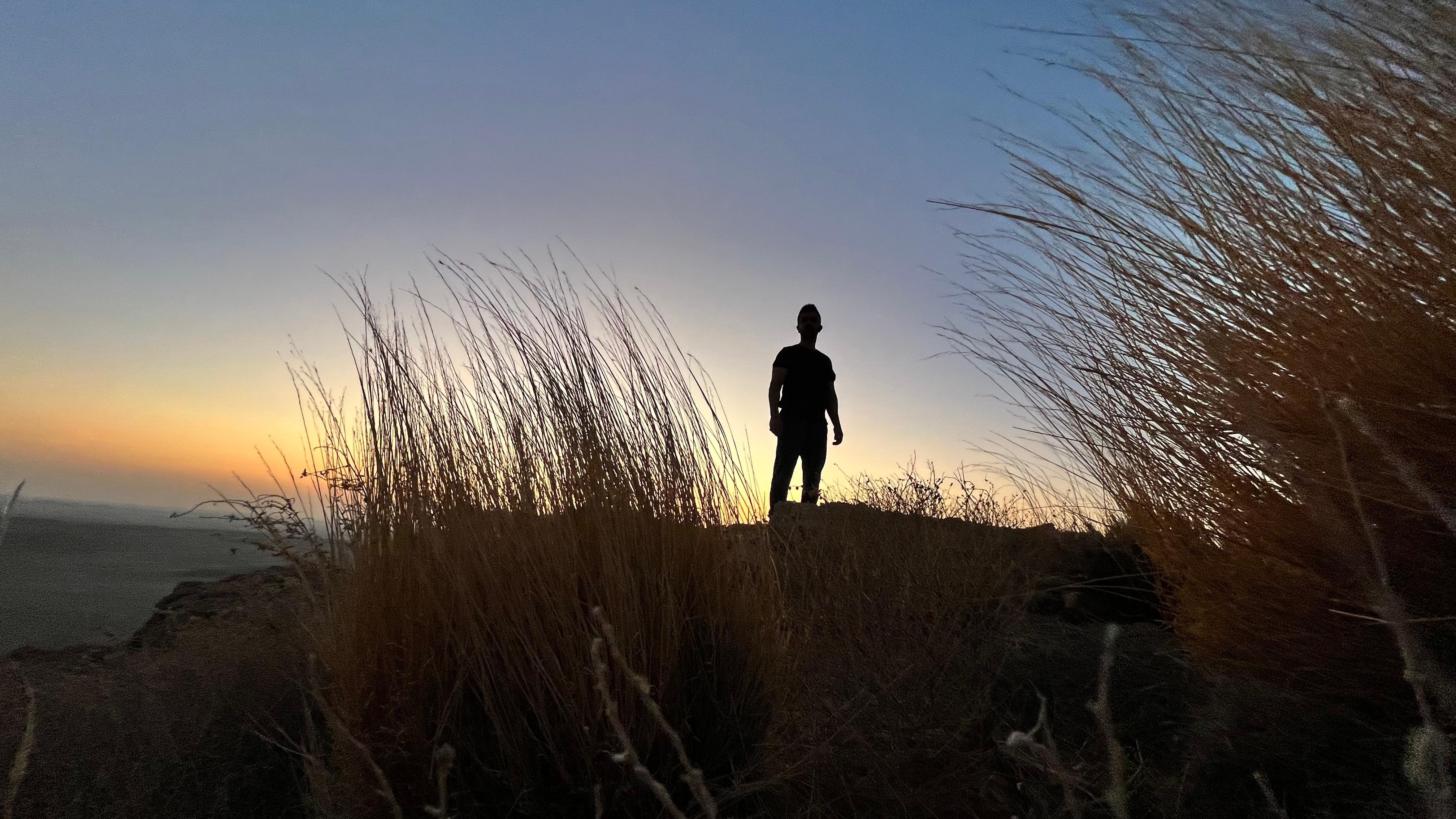 Edge of the World & Darb Al-Manjoor Desert Expedition