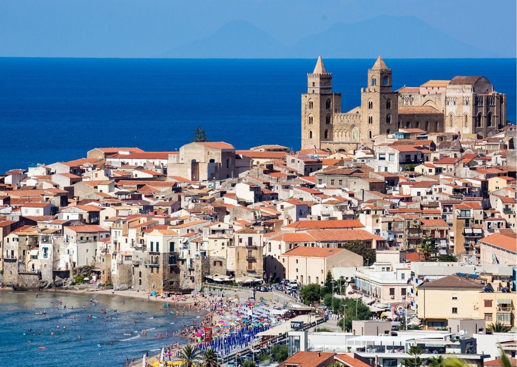 Taormina to Palermo Private Transfer via Cefalù
