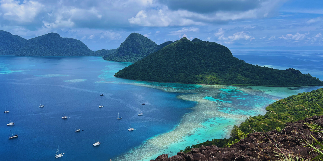 Bohey Dulang Summit Trek & Island-Hopping Adventure