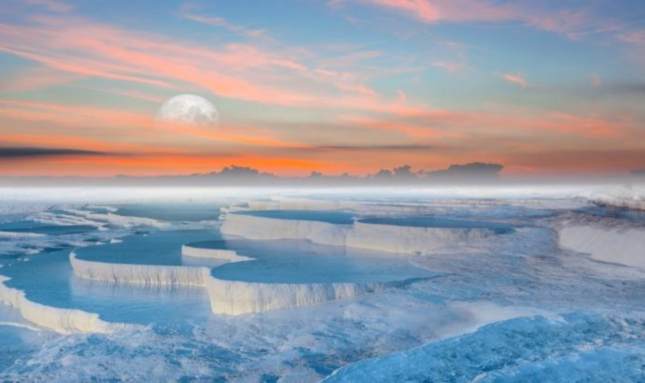Pamukkale & Hierapolis Full-Day Trip from Istanbul with Flights