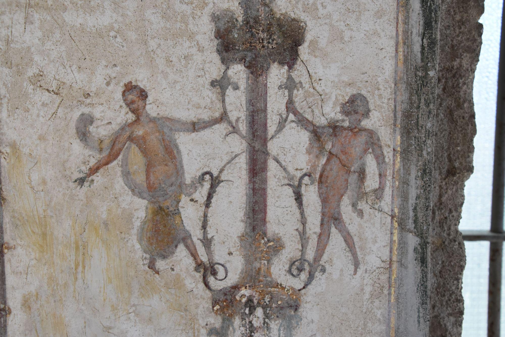 Pompeii & Vesuvius Small-Group Experience with Lunch from Naples