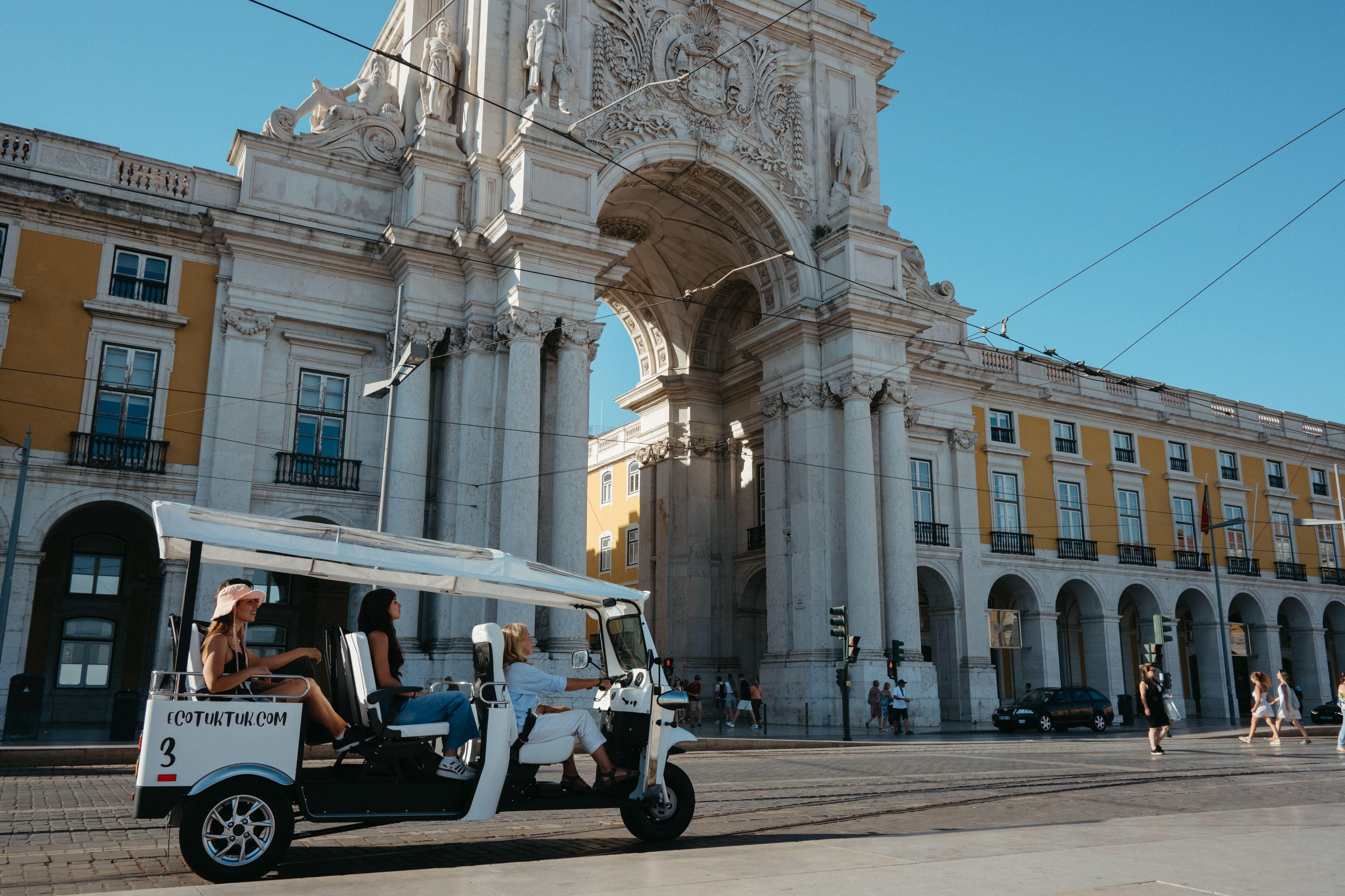 Lisbon Private Eco Tuk Tuk City Tour