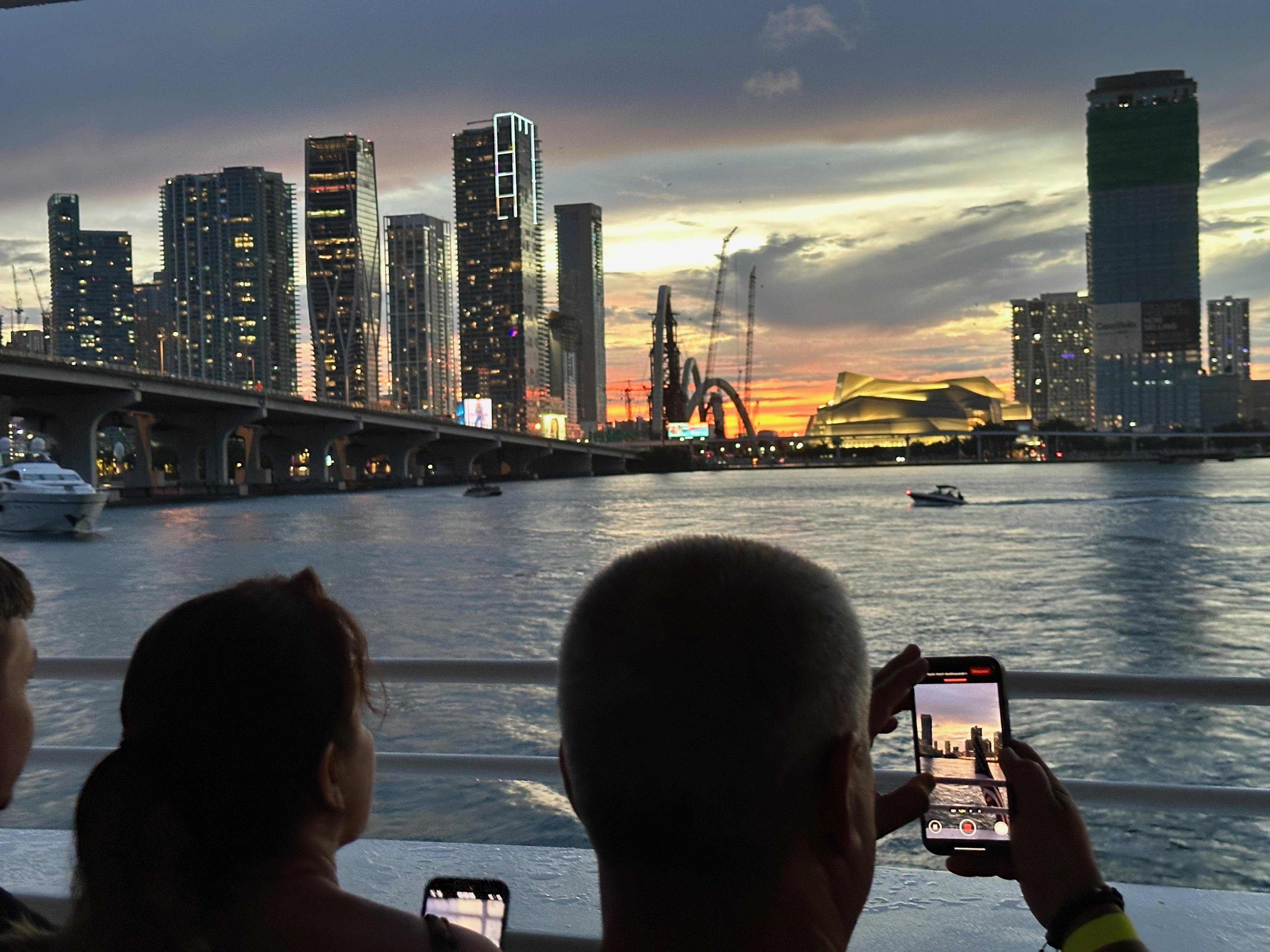 Biscayne Bay Sunset Cruise & Millionaire's Row