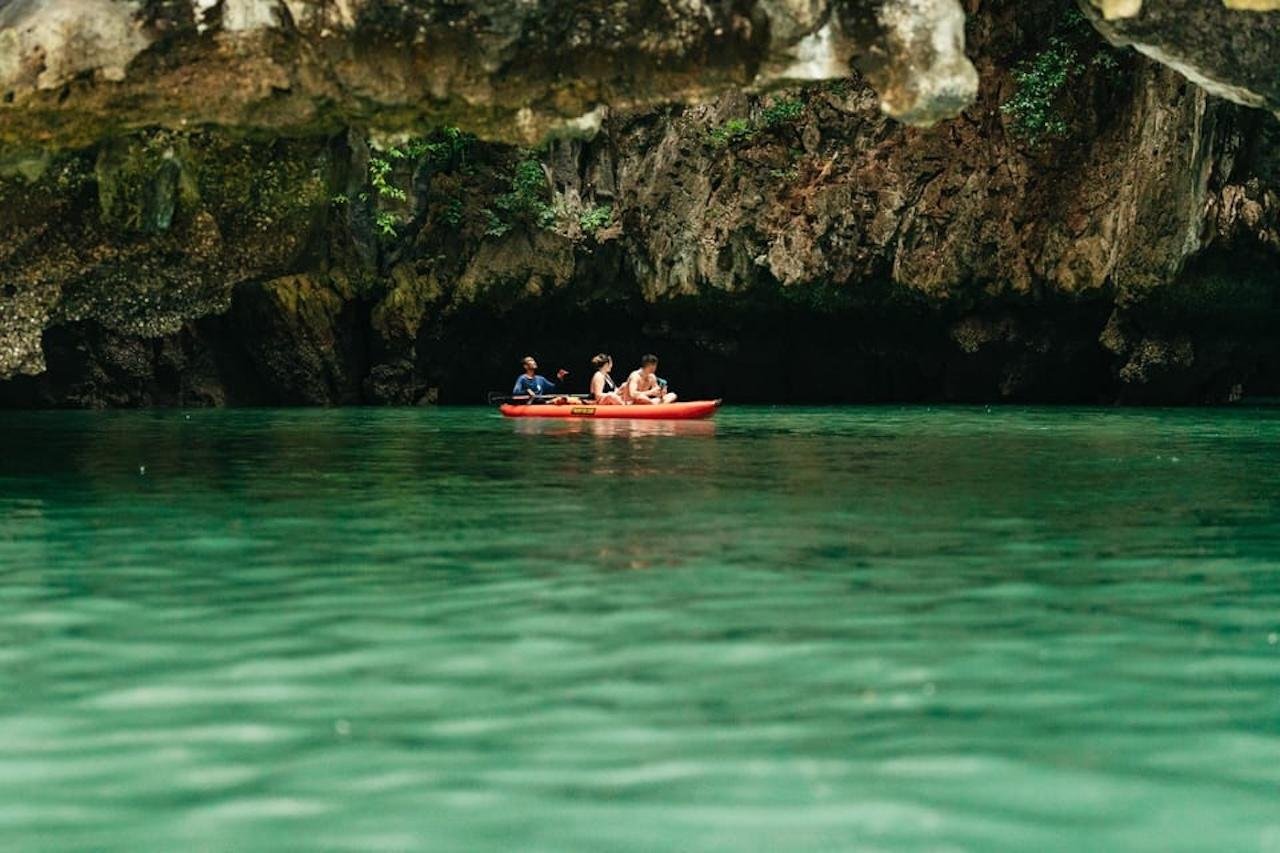 Khao Lak: Twilight Sea Canoe & Bioluminescent Plankton Night Tour