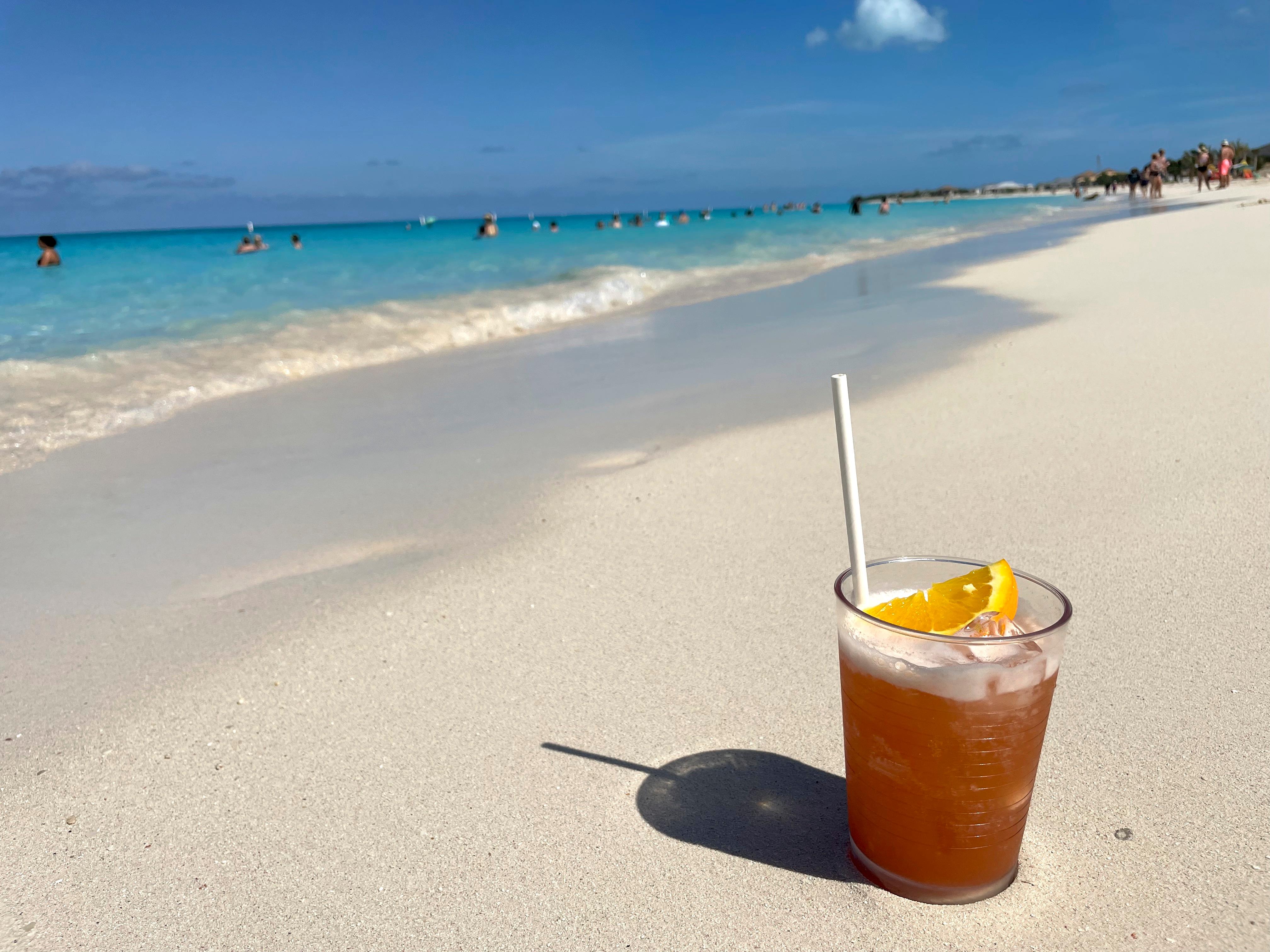 Bahamas Day Trip: Bimini or Grand Bahama Ferry from Miami