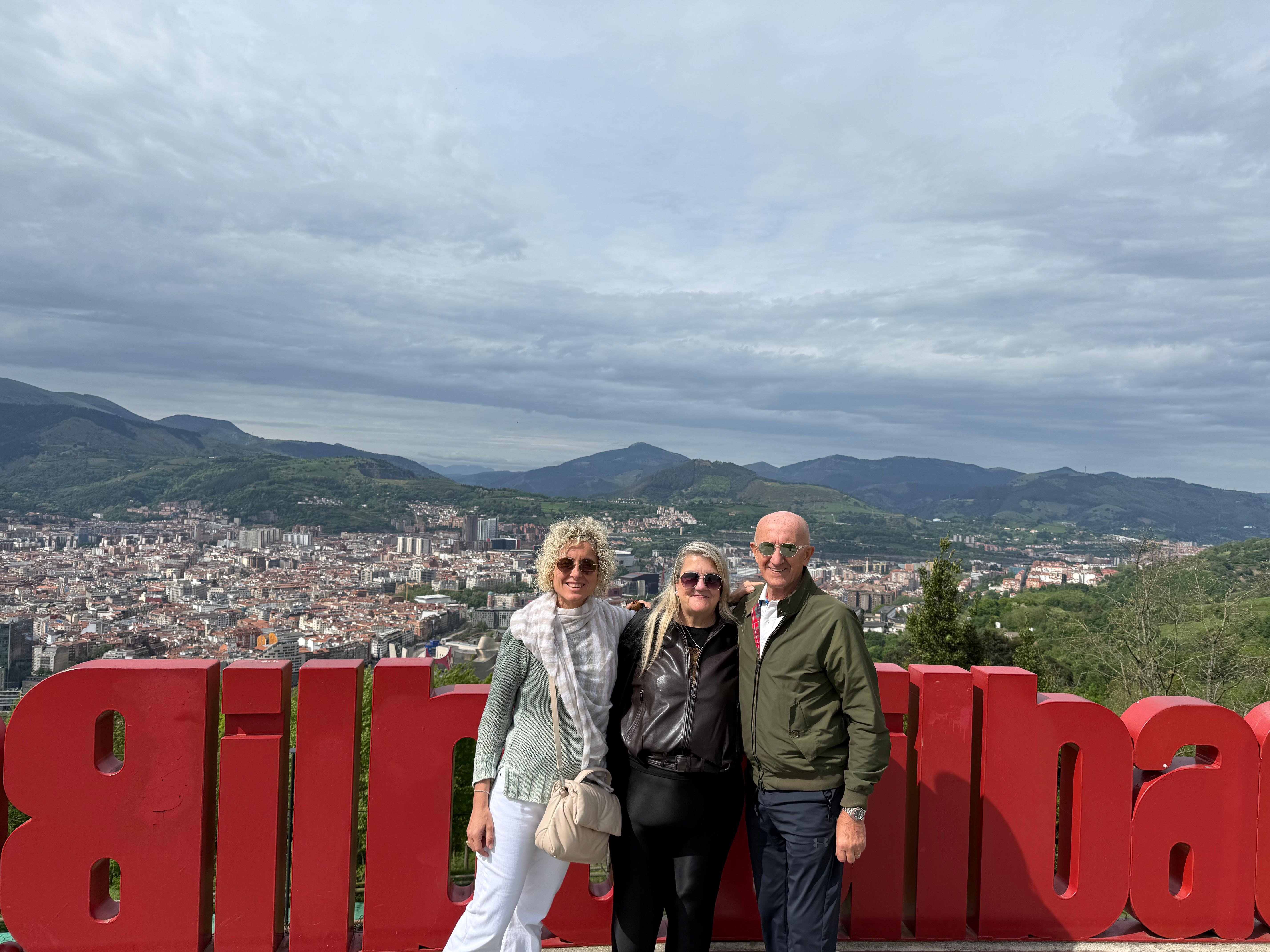 Private Bilbao Walking Experience with Local Guide
