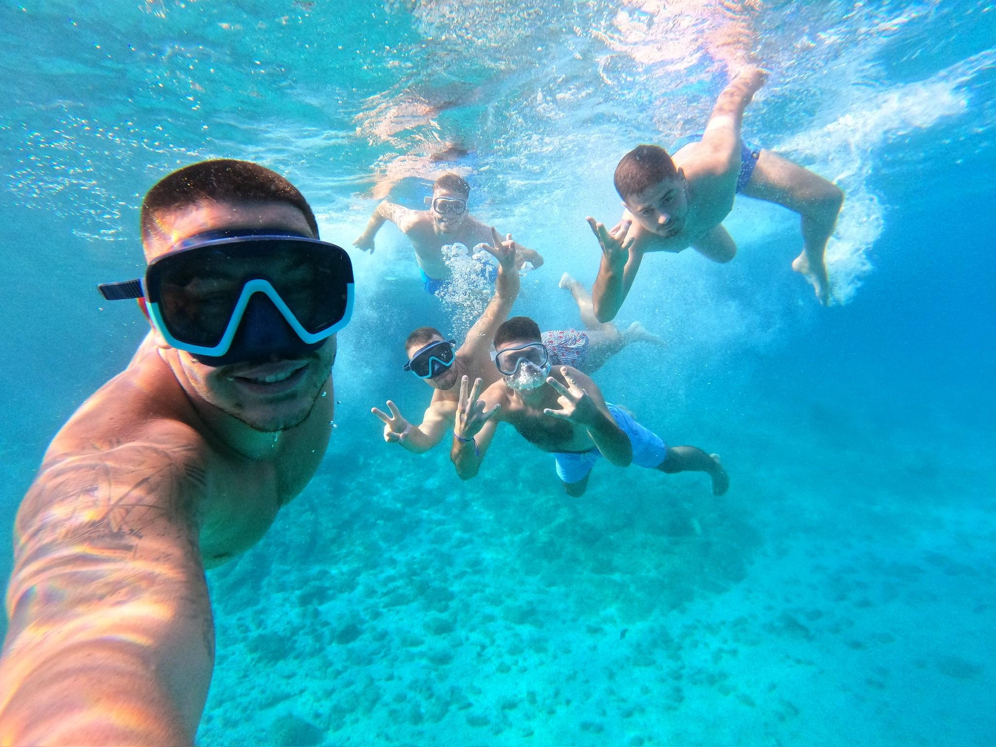 Split: 5-Island Speedboat Adventure with Blue Cave & Hvar
