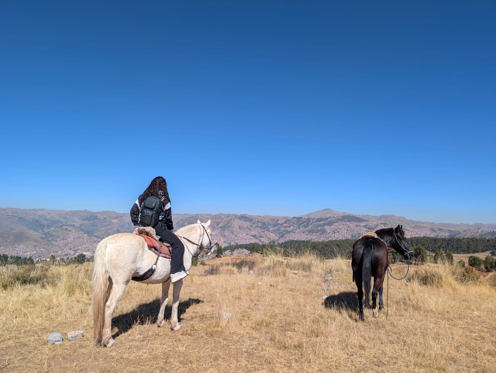 Passeio a Cavalo em Cusco: Templos Sagrados e Mirantes