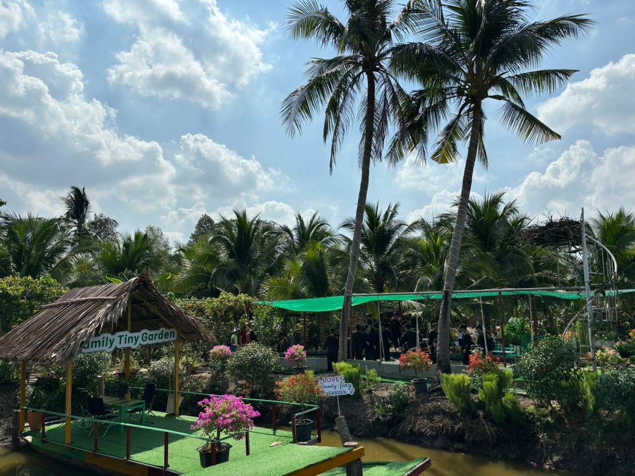 Mekong Delta 2-Day Bike, Kayak & Homestay Adventure from Ho Chi Minh City