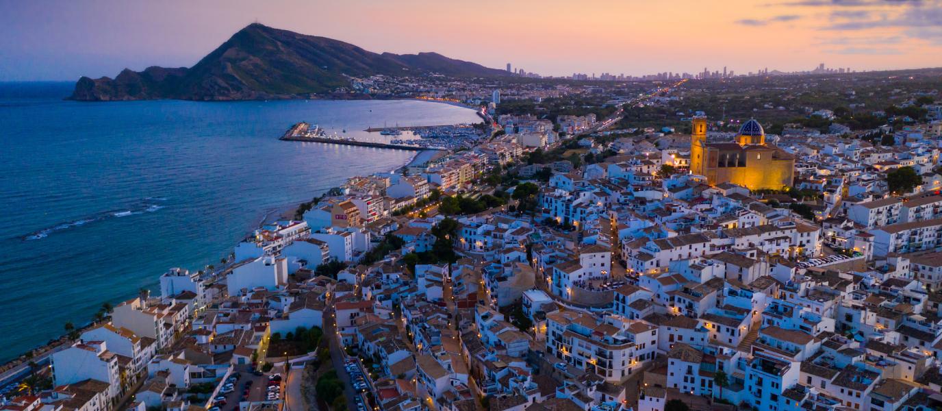 Valencia: Guadalest, Altea & Algar Waterfalls Day Trip