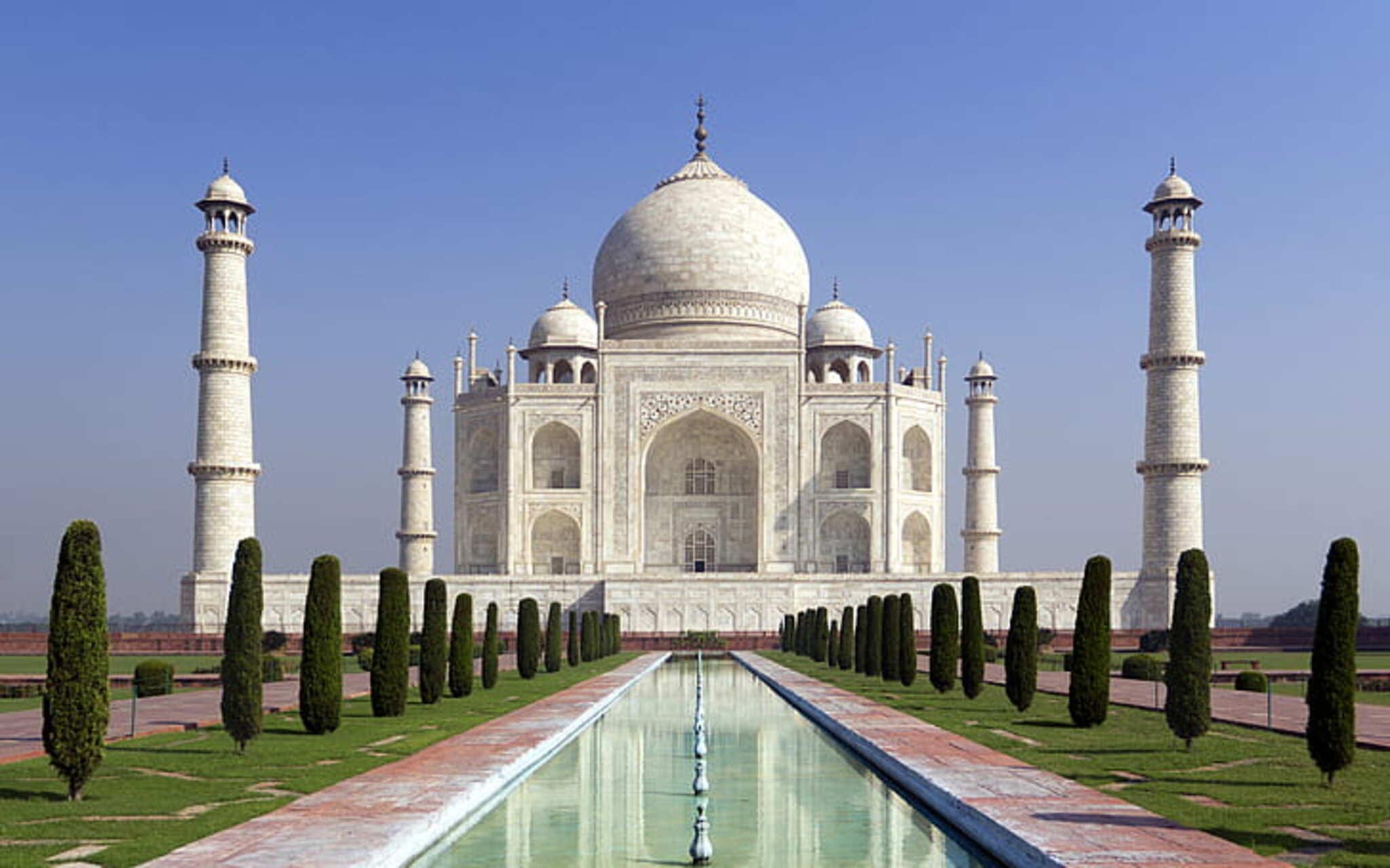 Taj Mahal Sunrise Tour with Express Entry & Local Guide