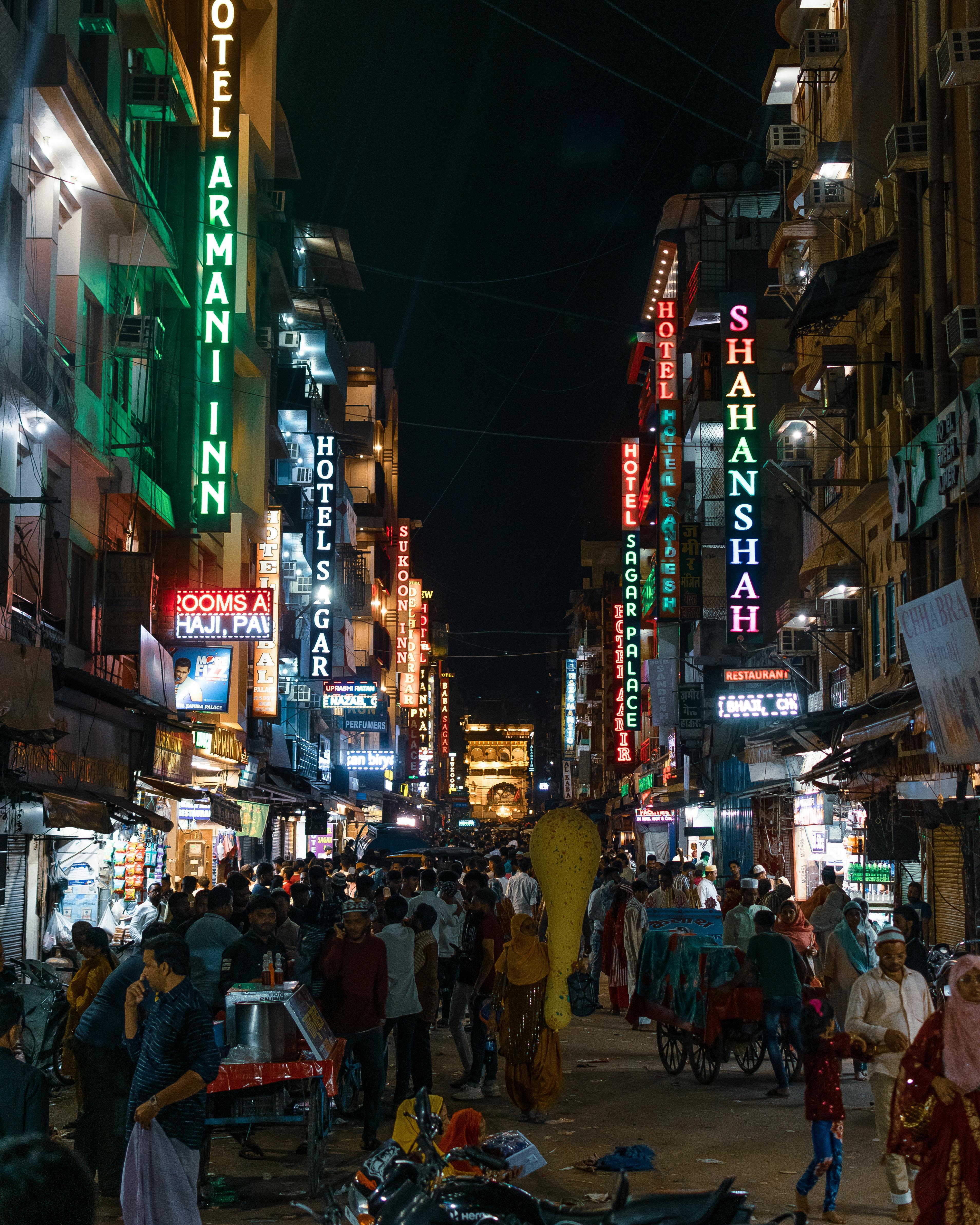 Delhi After Dark: Private Evening Sightseeing by Car