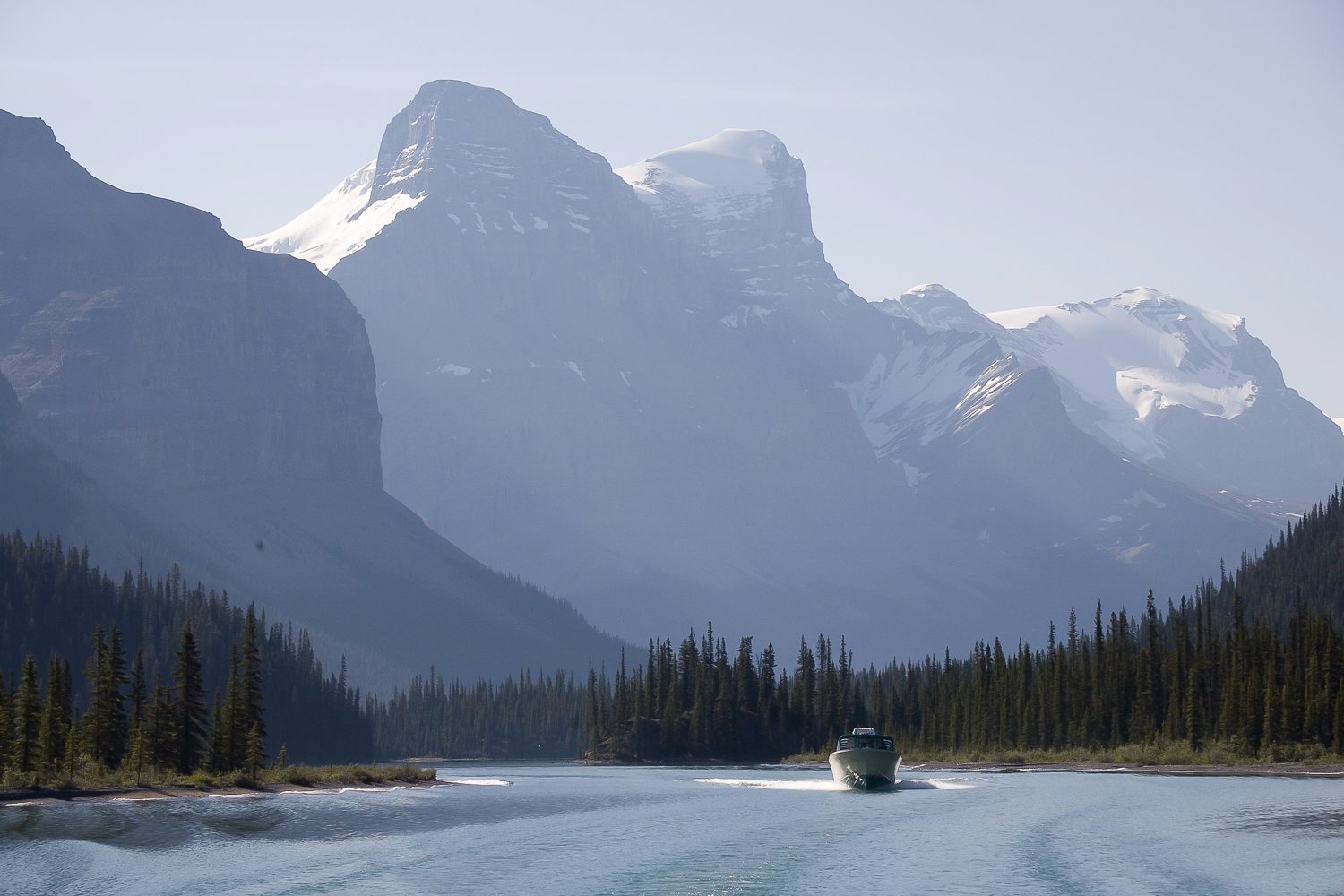 Maligne Lake cruise to Spirit Island, Jasper National Park — glacier-fed turquoise water and Canadian Rockies peaks, photo 5