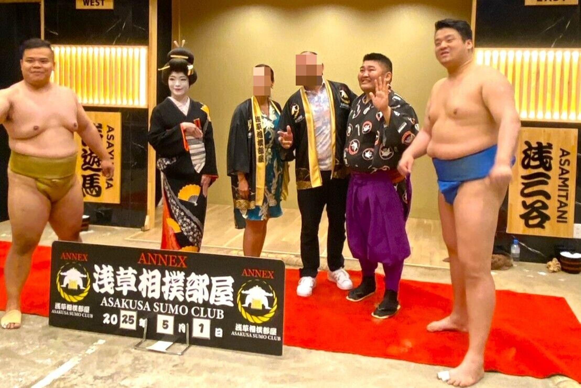 Luxury Sumo Show Experience with Wagyu Dinner in Tokyo