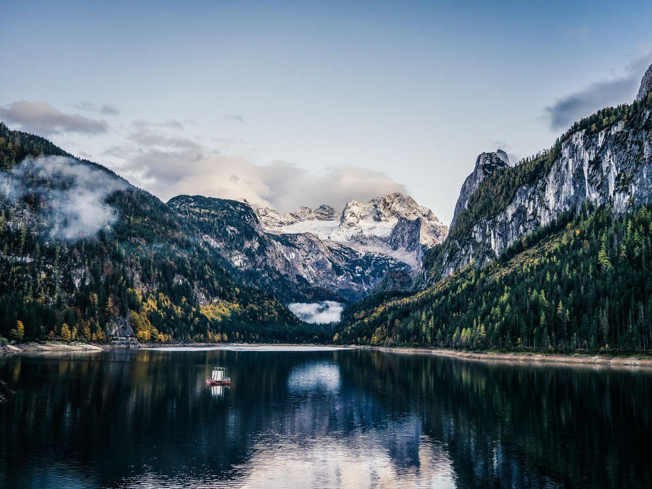 Vienna Day Trip: Dachstein Glacier & Hallstatt Village