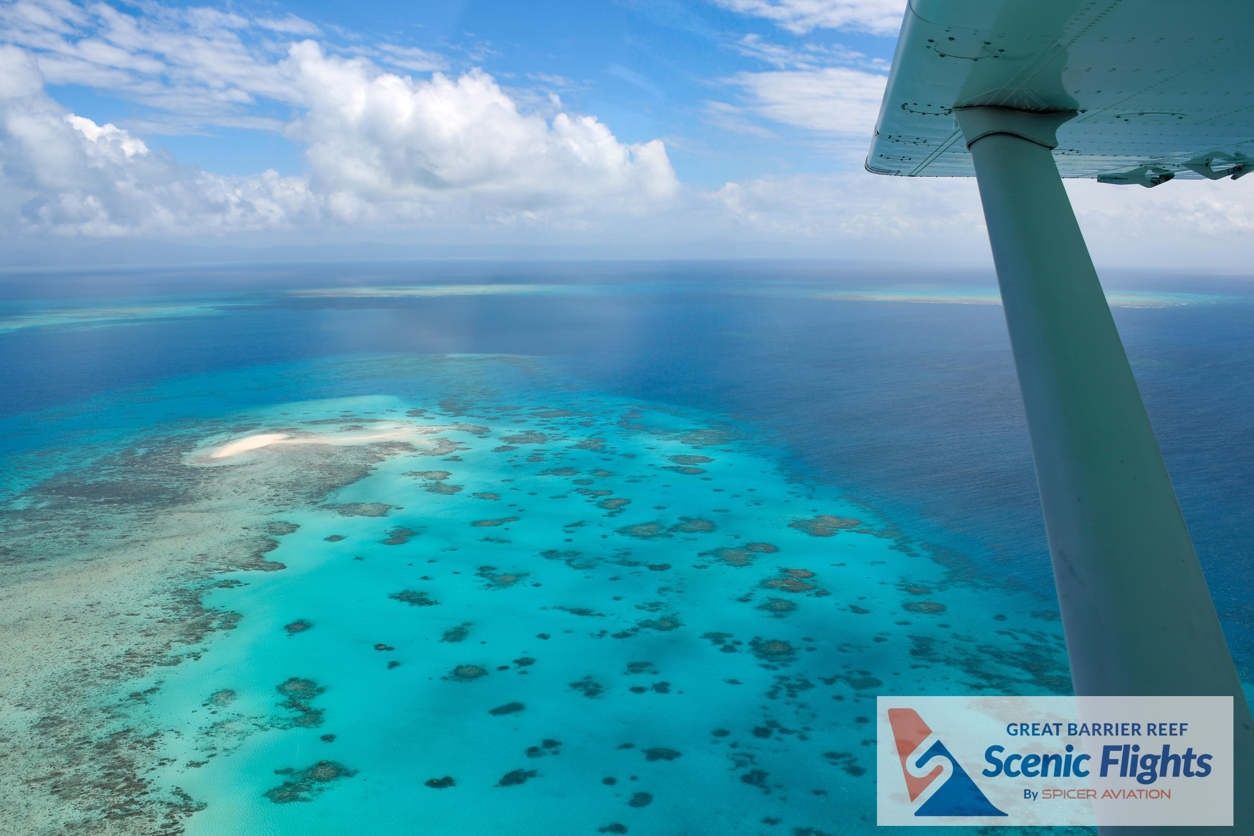 Great Barrier Reef scenic flight from Cairns — photo 10