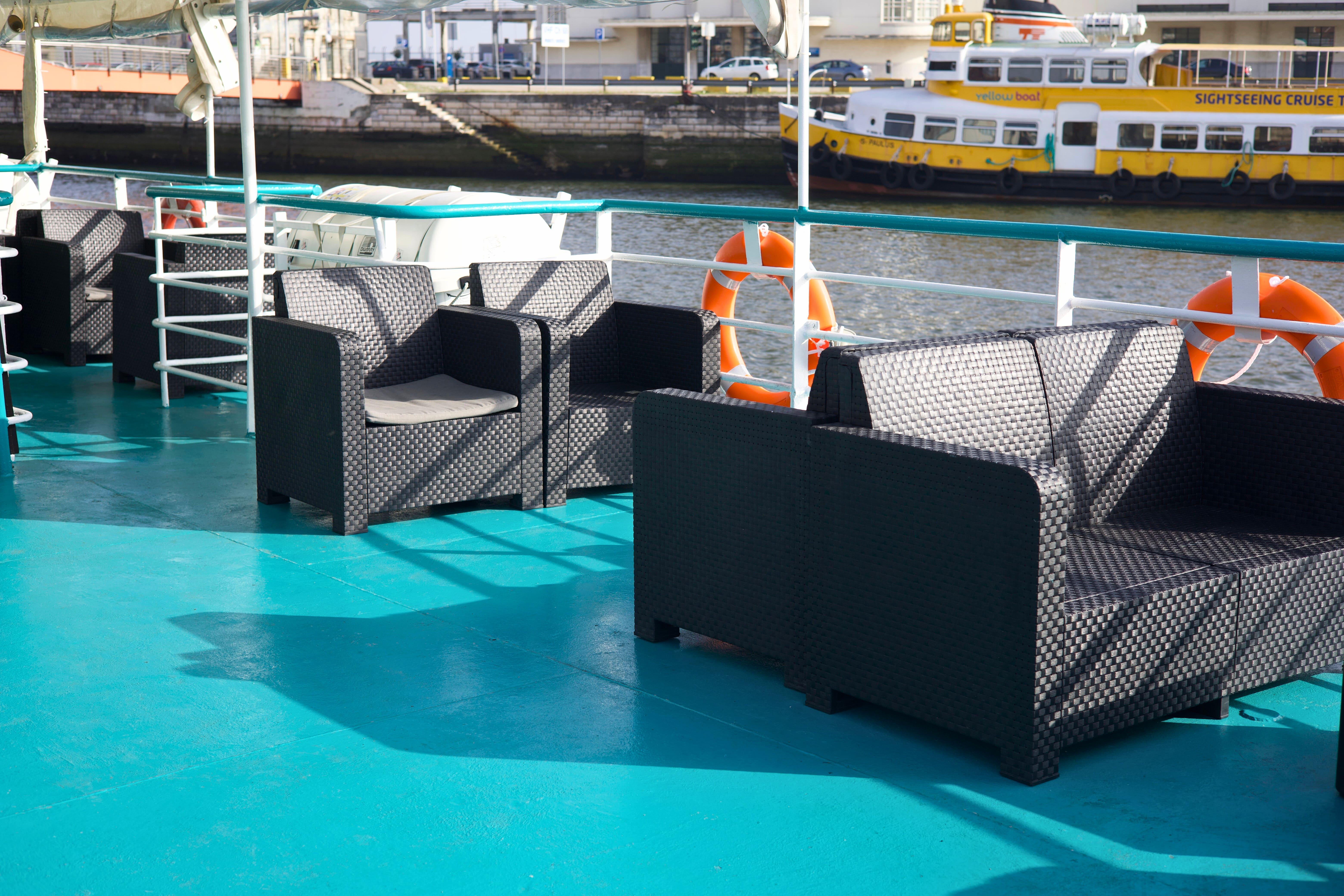 Lisbon Sunset Cruise on the Tagus River with Welcome Drink