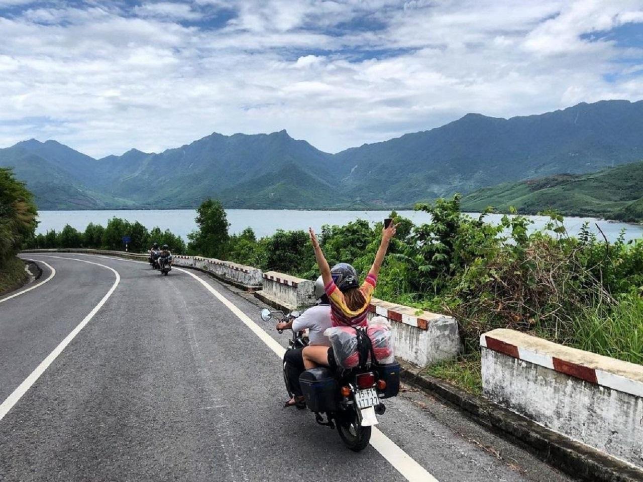 Hue to Hoi An Motorbike Tour via Hai Van Pass