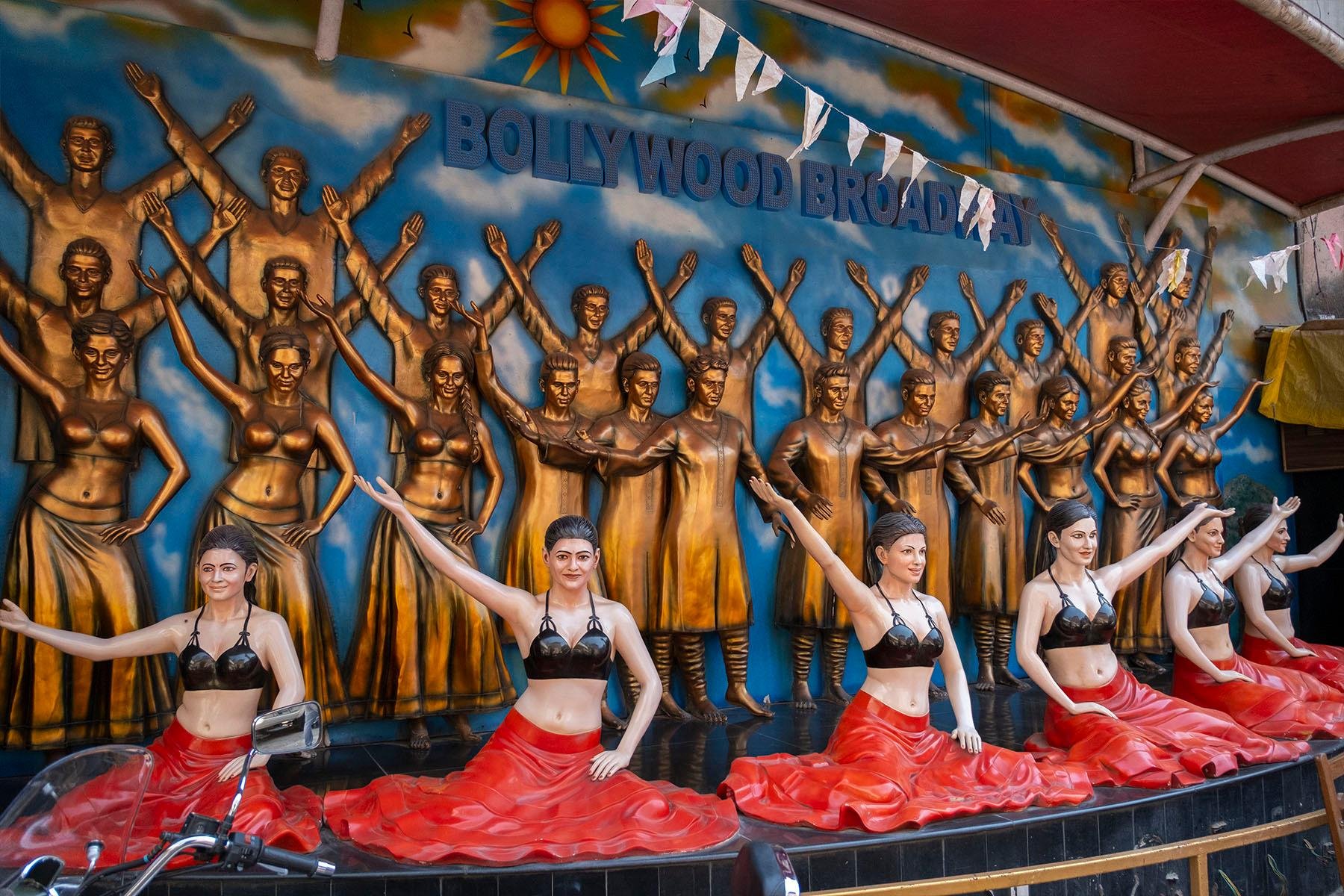 Mumbai: Exclusive Bollywood Film Studio Experience