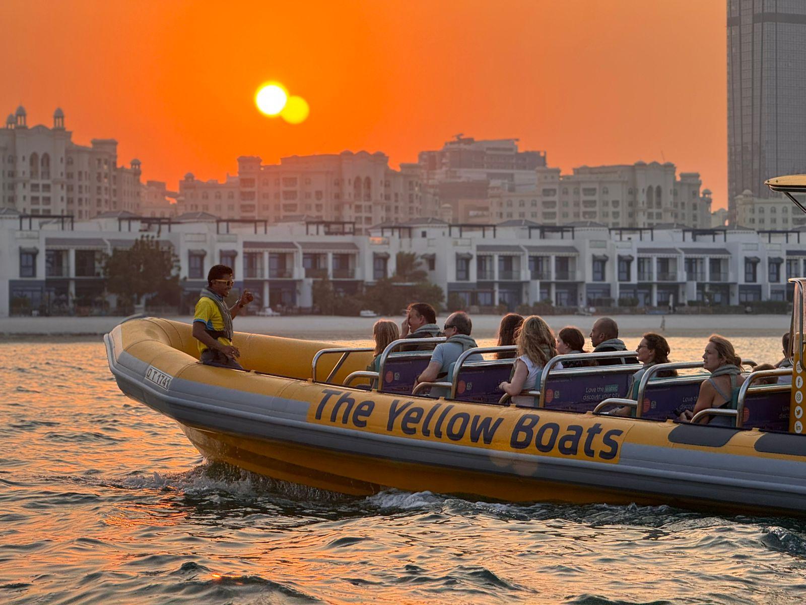 Dubai Marina Speedboat Sightseeing Tour