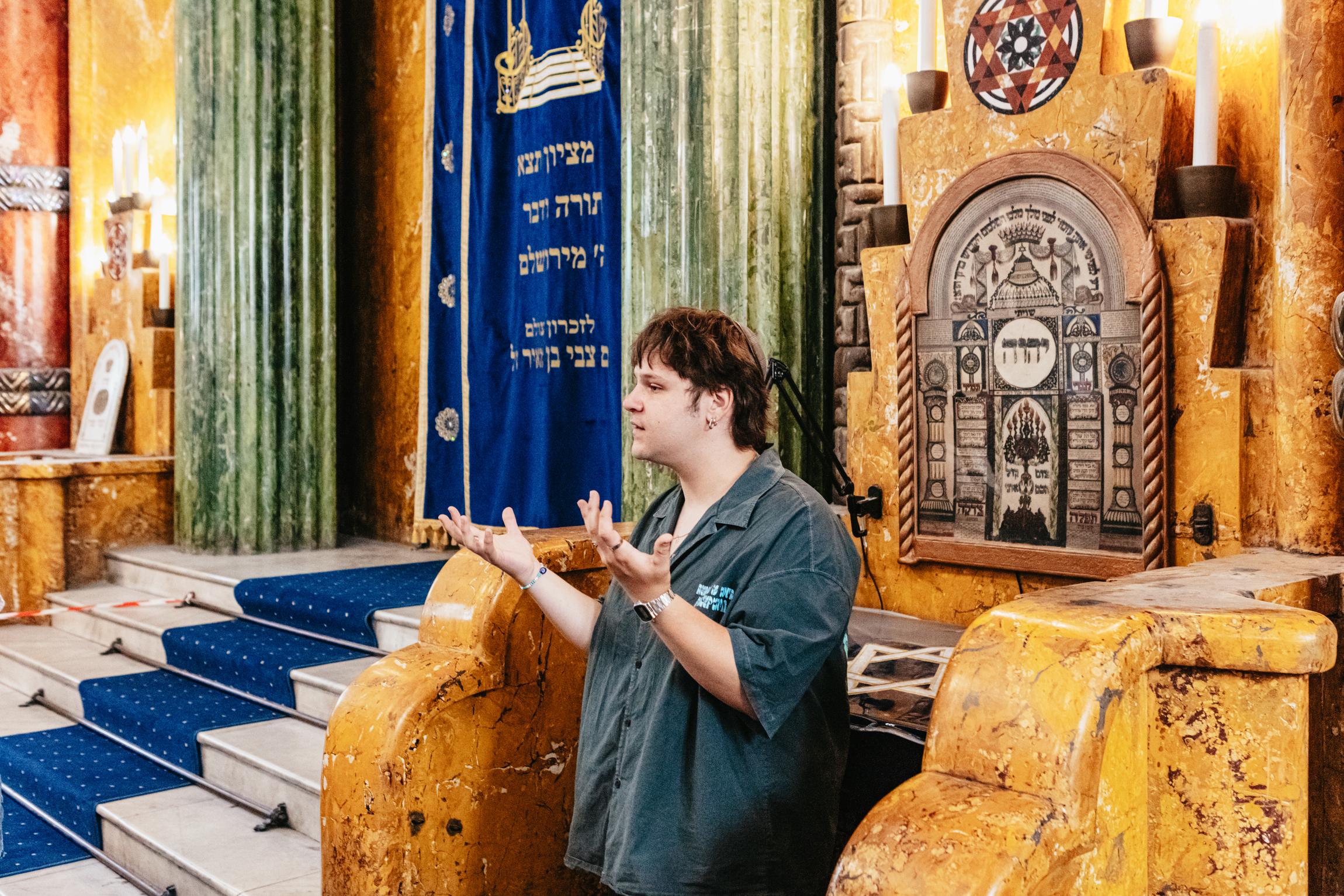 synagogue tour in Budapest — photo 12