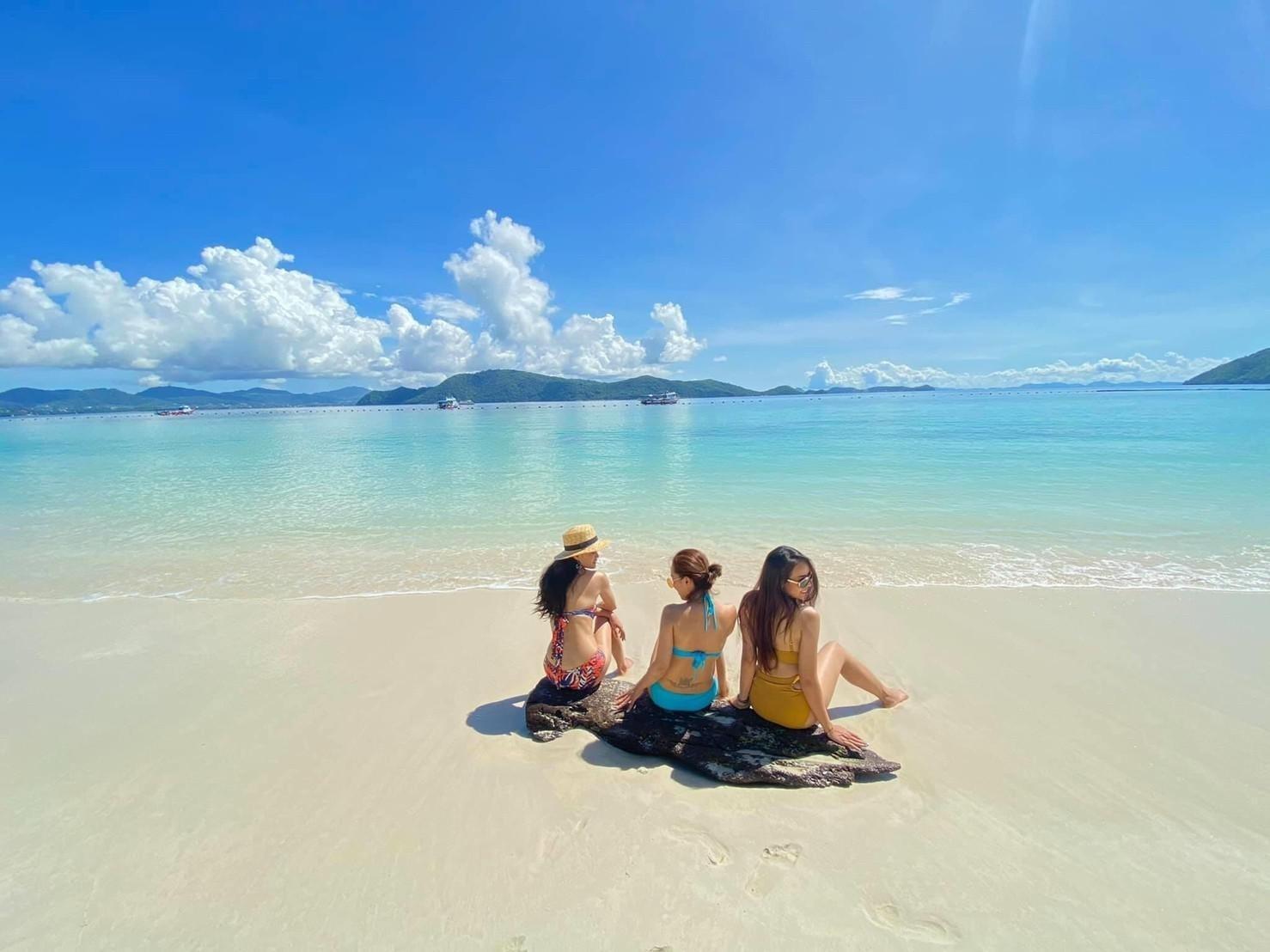 Phuket: Coral & Racha Islands Snorkeling Speedboat Tour