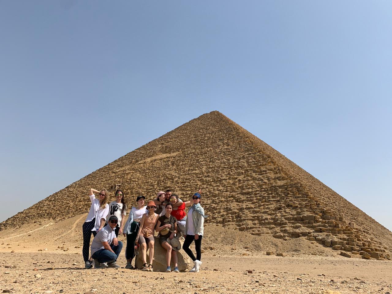 Cairo: Pyramids, Sakkara & Memphis Full-Day Expedition