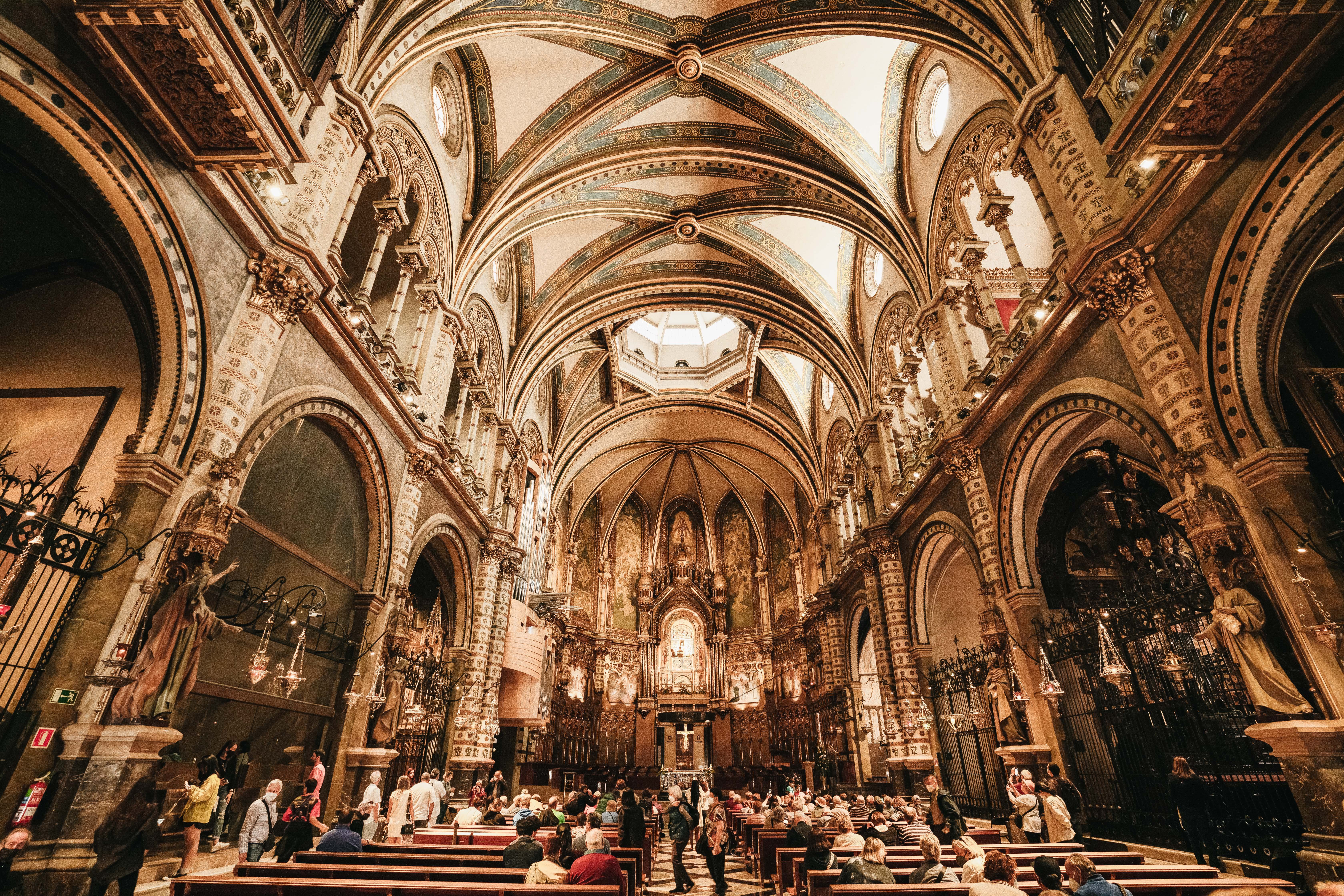 Montserrat tour from Barcelona — Benedictine abbey, cogwheel train, Black Madonna — image 3
