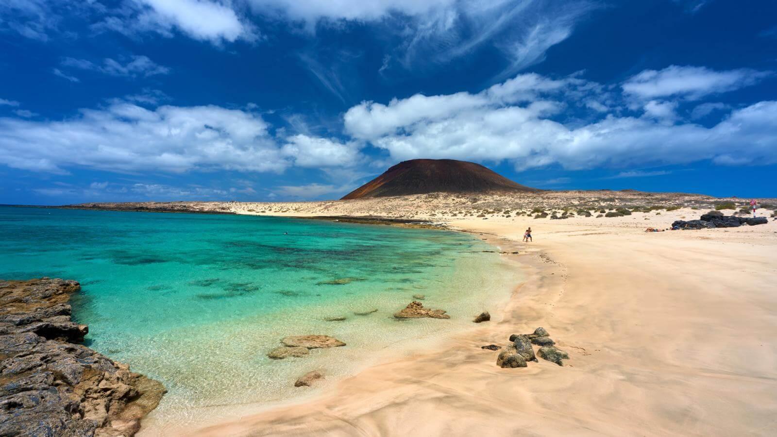 La Graciosa Jeep Tour with Beach Time
