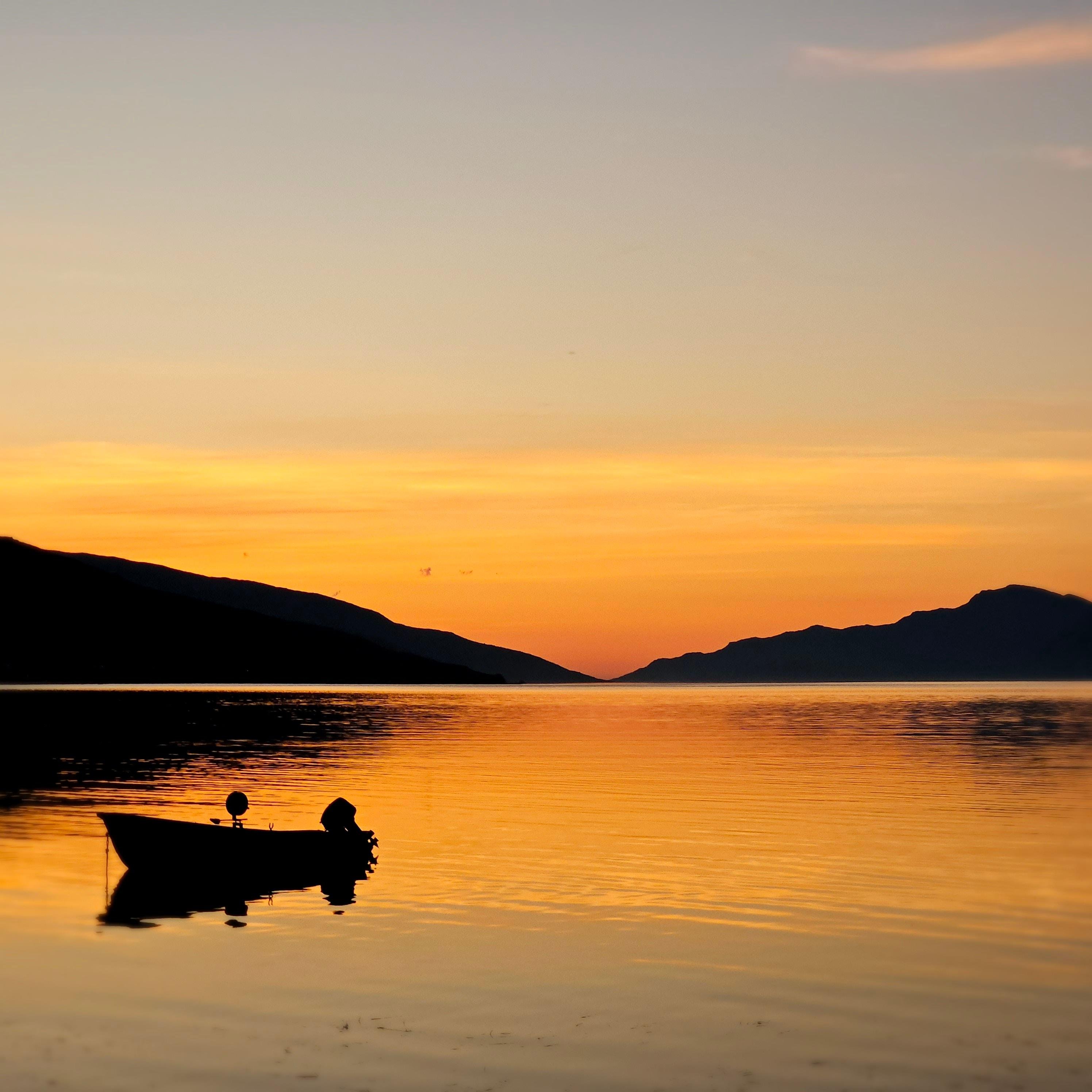 Tromsø: Midnight Sun Tour to the Magical Sommarøy with Meal — Sommarøy island Norway tour photo 2