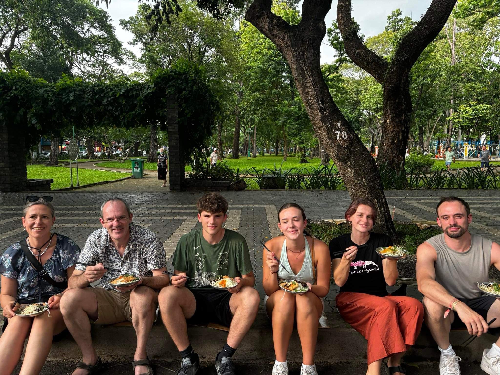 street food tour in Saigon — photo 20