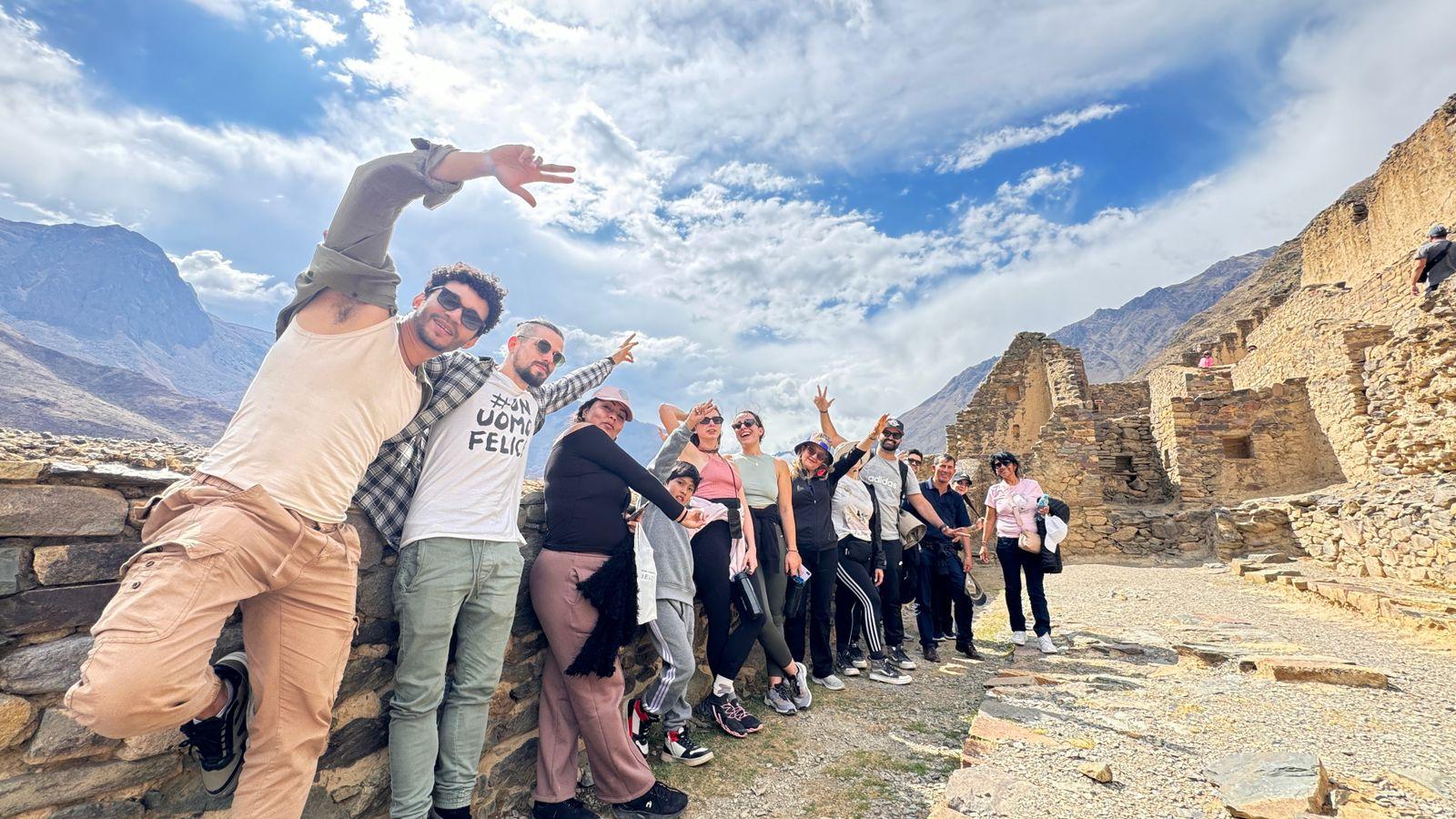Sacred Valley Full-Day Tour: Inca Ruins, Salt Mines & Local Markets